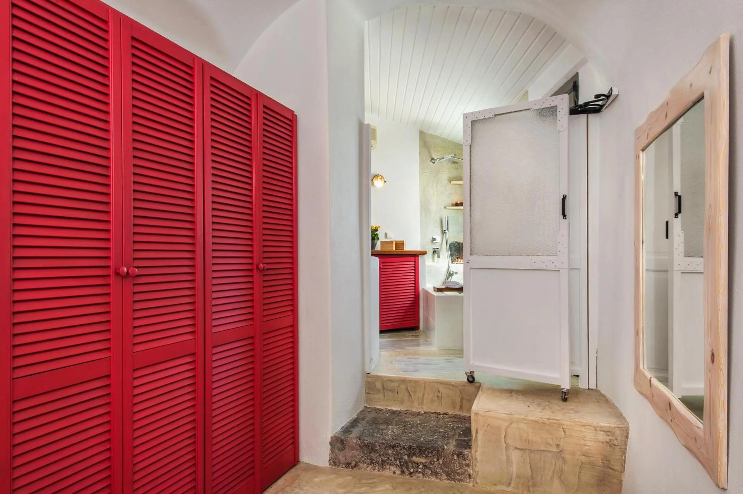Bedroom in Old Vourvoulos Houses