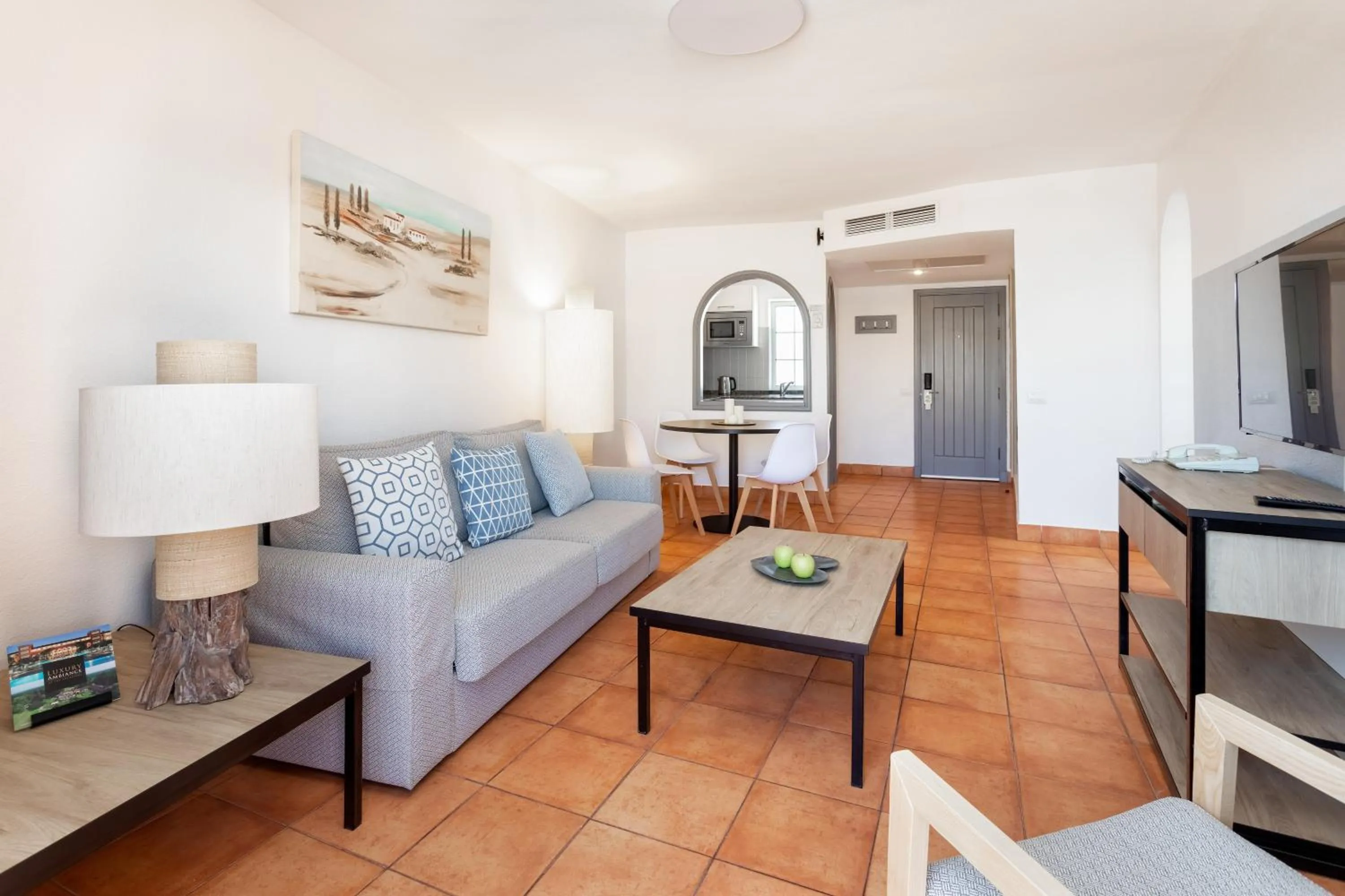 TV and multimedia in Sol Barbacan