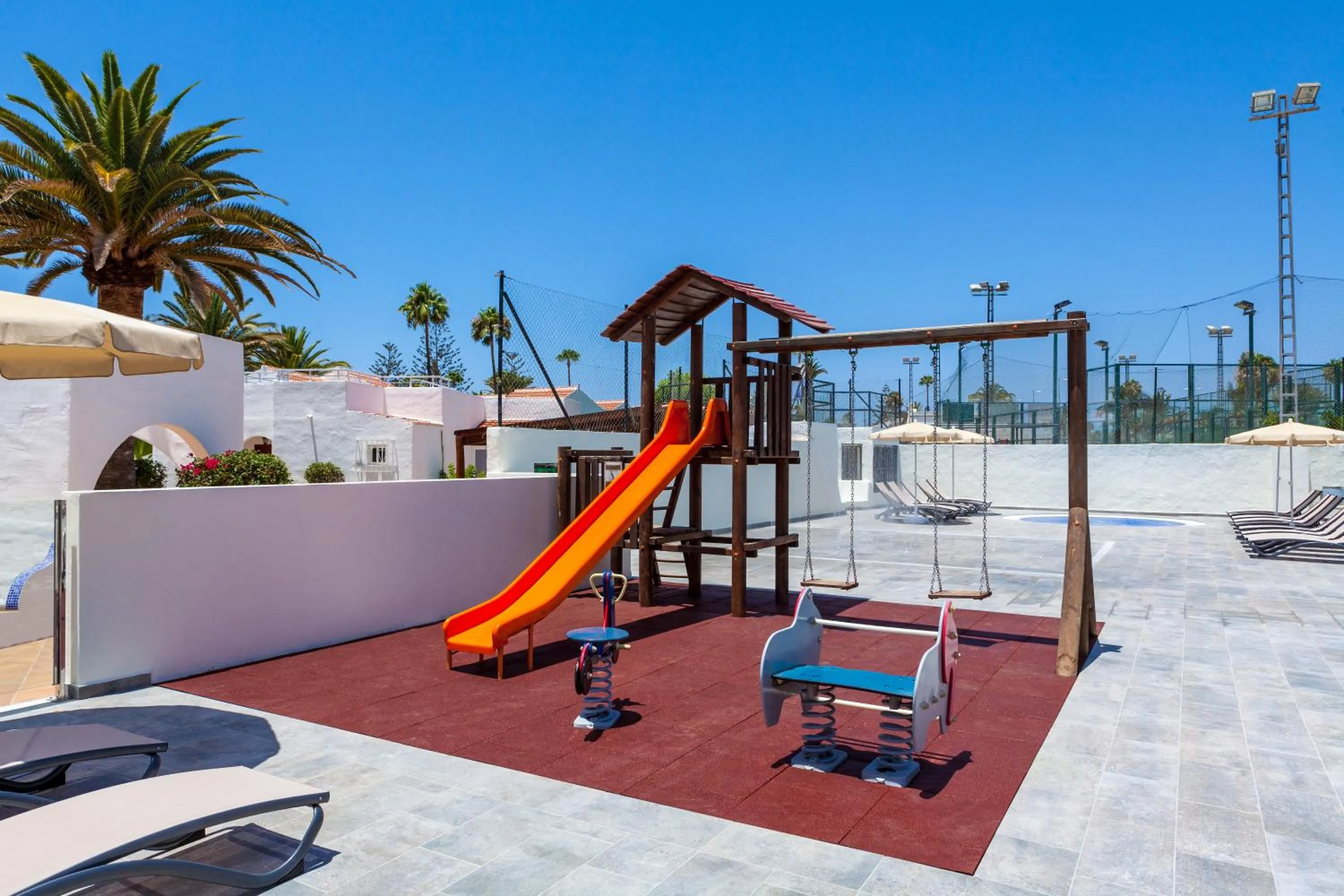 Area and facilities in Sol Barbacan