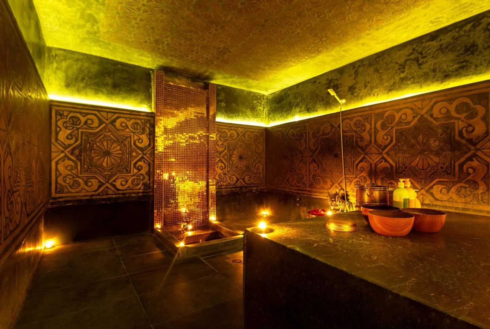 Steam room in Riad Elisa & Spa