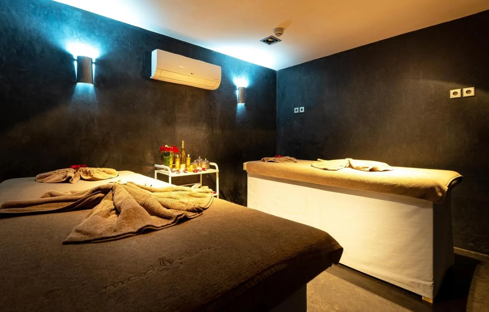 Massage, Bed in Riad Elisa & Spa