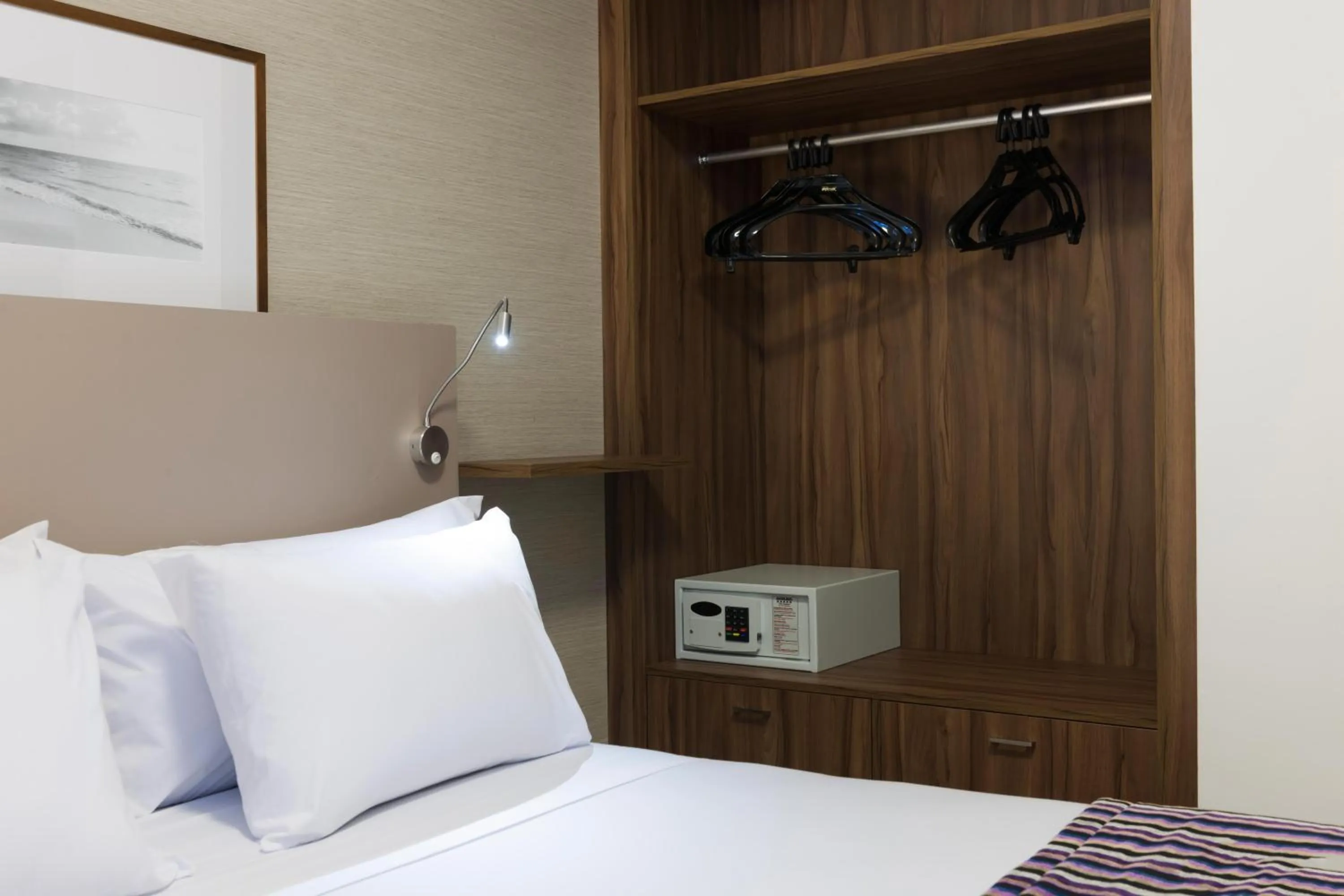 Decorative detail, Bed in Matiz Multi Suites