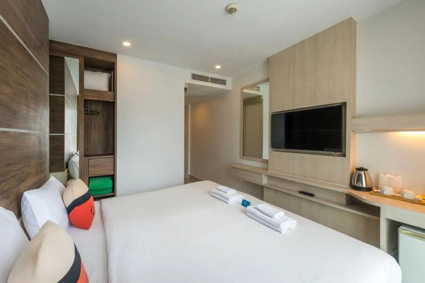 Area and facilities, Bed in Centro One Bangla