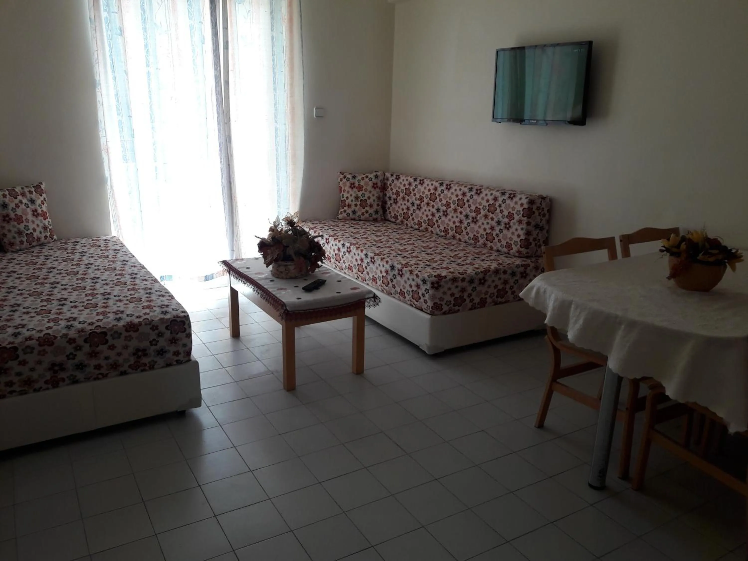 Photo of the whole room in Avlu 4