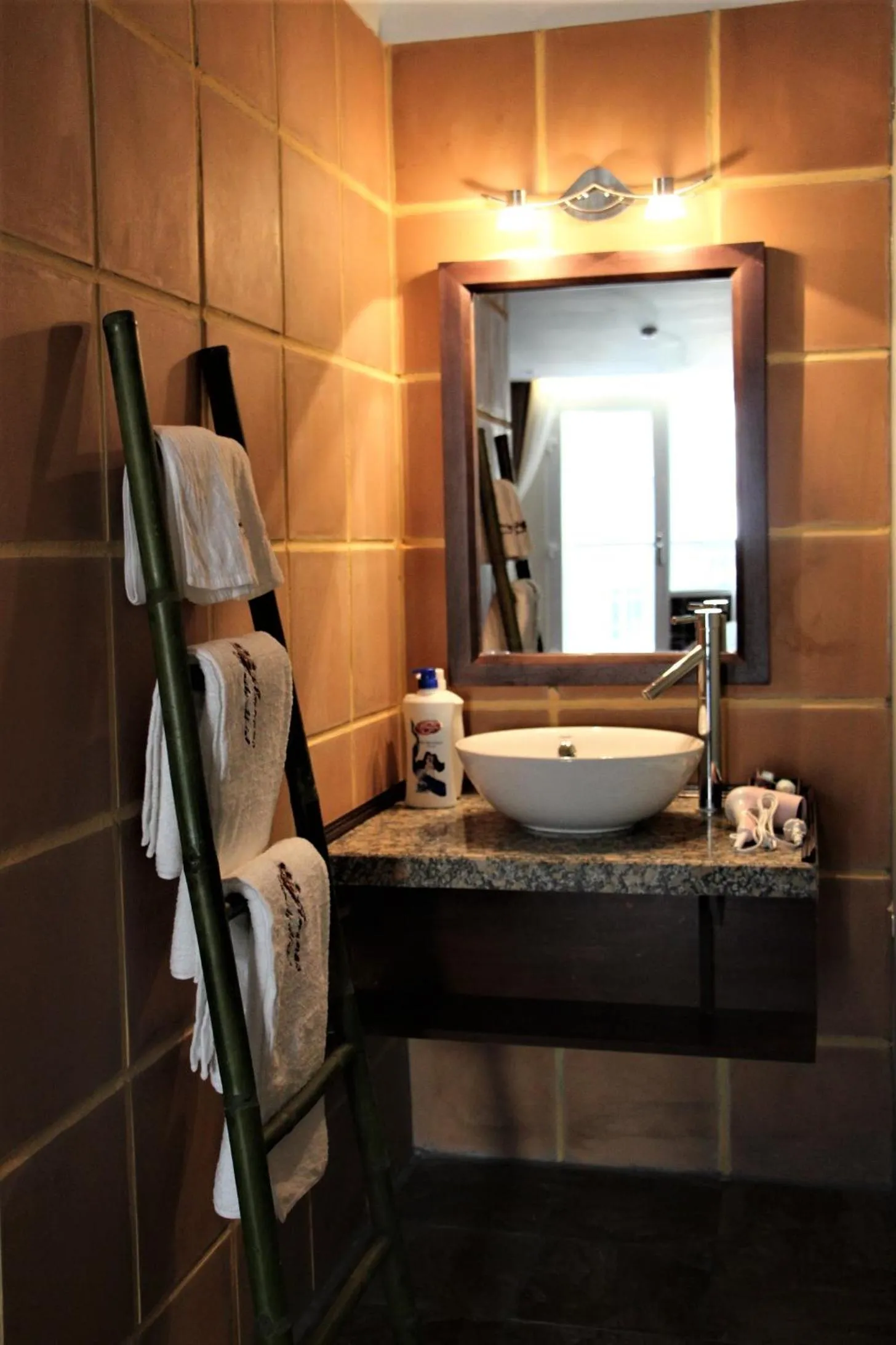 Bathroom in Ananas Family Hotel