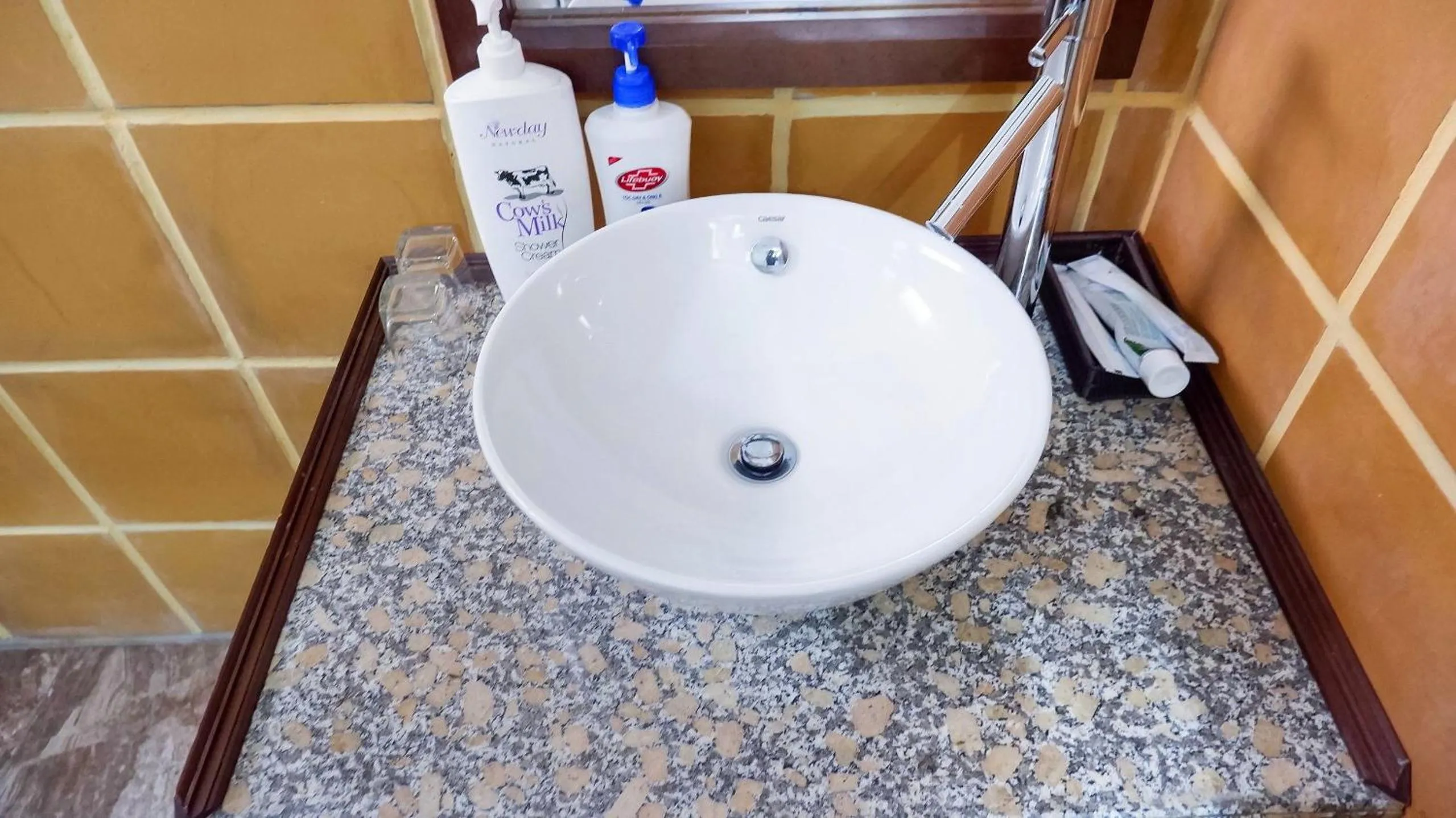 Bathroom in Ananas Family Hotel