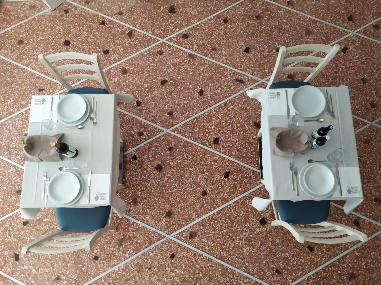 Restaurant/places to eat in Hotel Haarlem