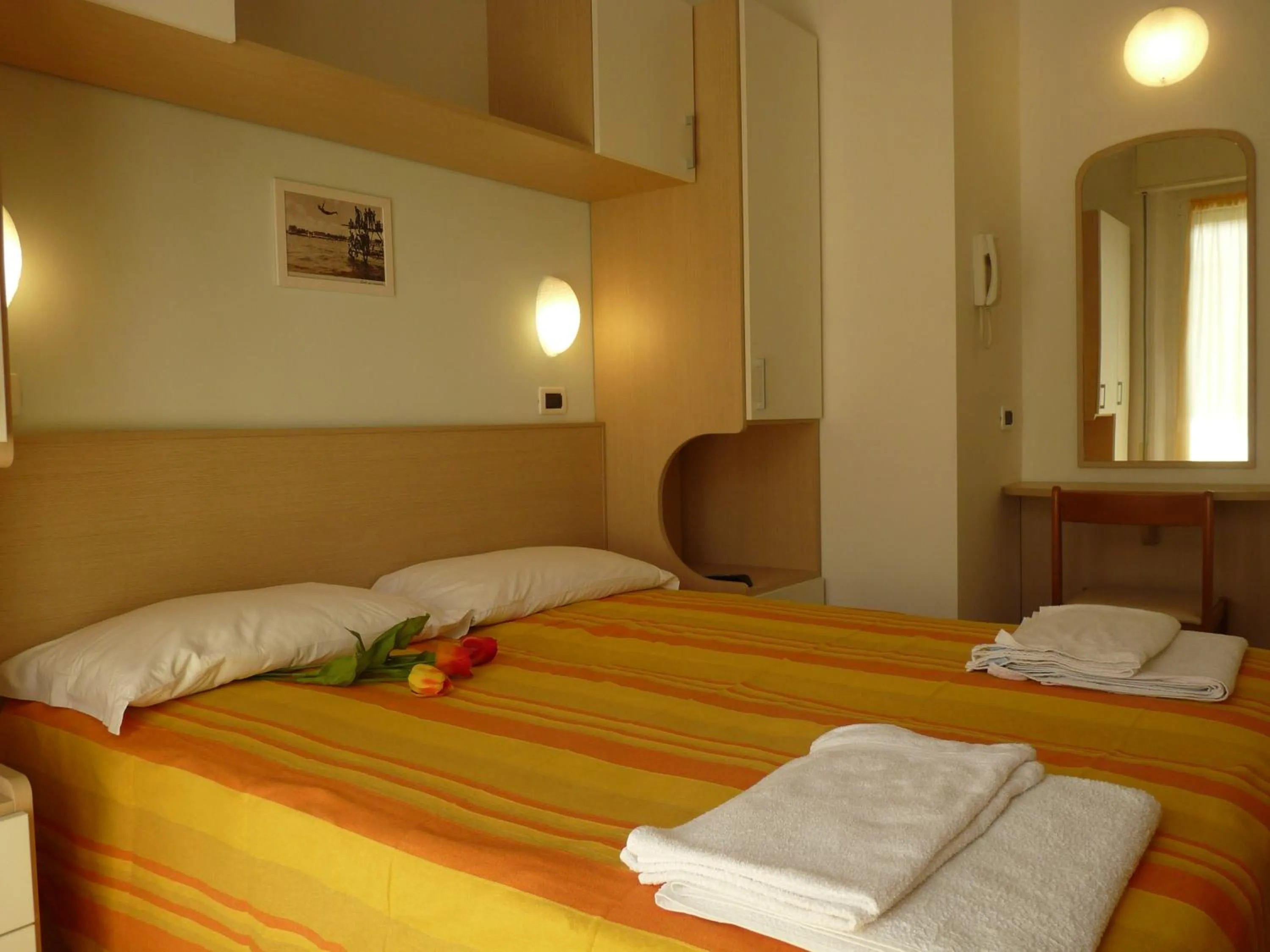 Bed in Hotel Haarlem