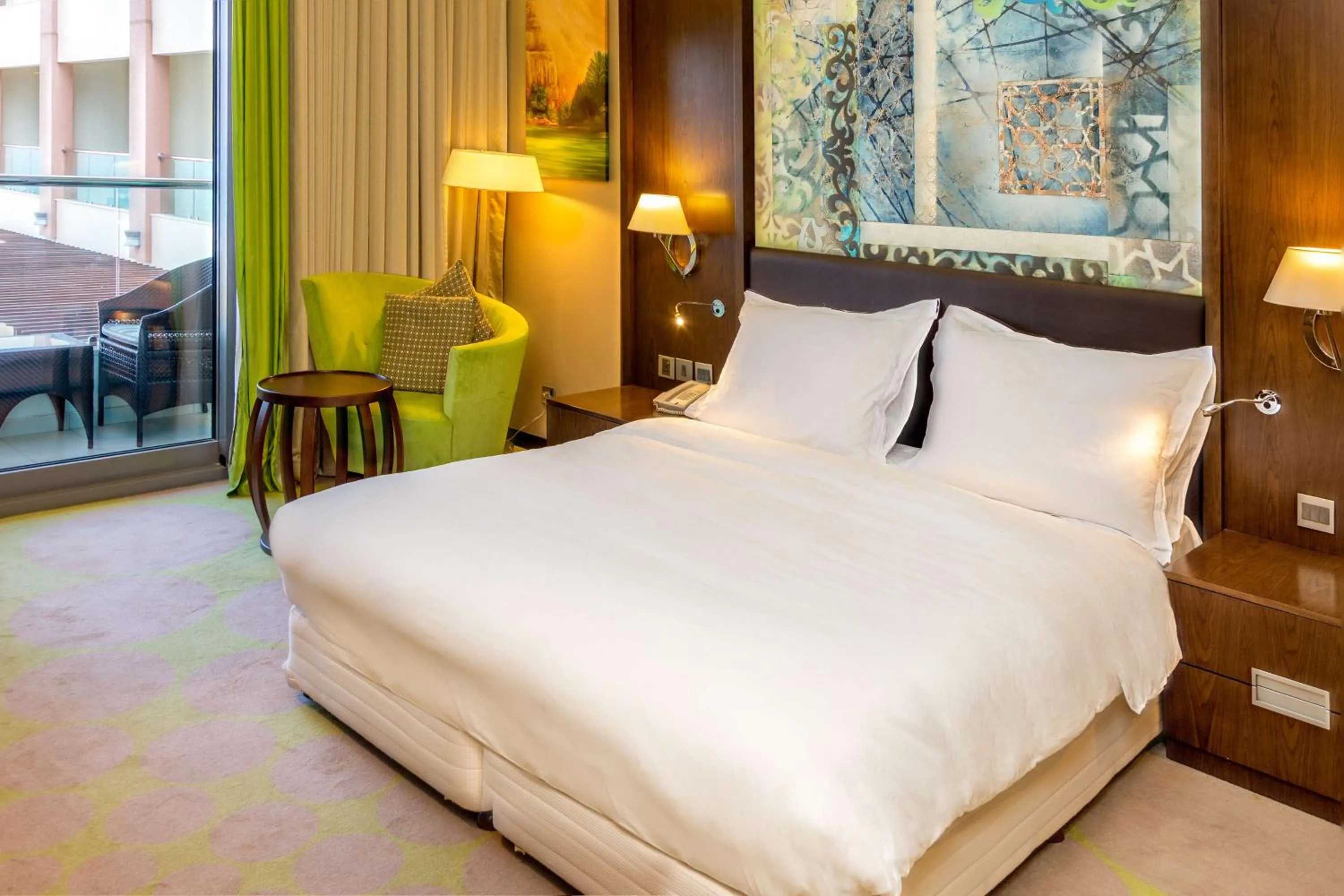 Photo of the whole room, Bed in Radisson Blu Hotel & Resort, Sohar