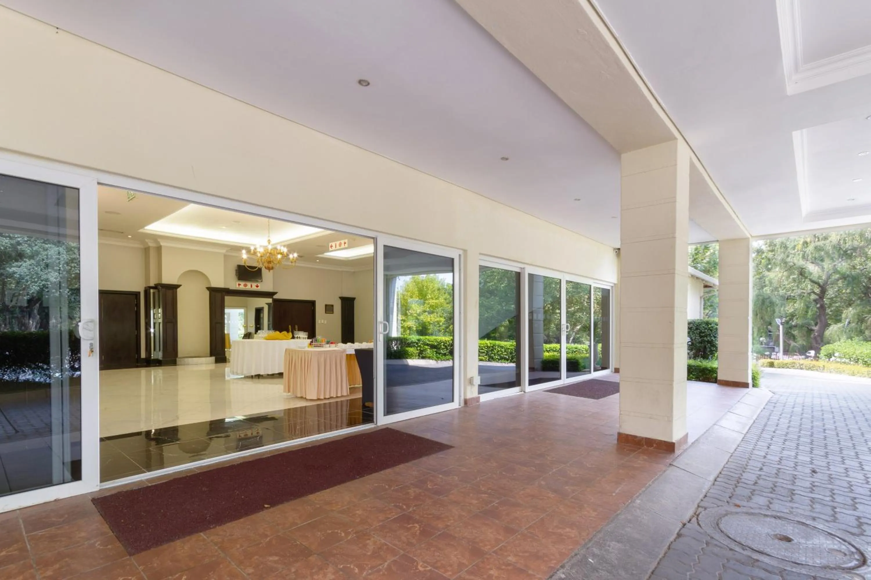 Meeting/conference room in Holiday Inn - Johannesburg Sunnyside Park by IHG