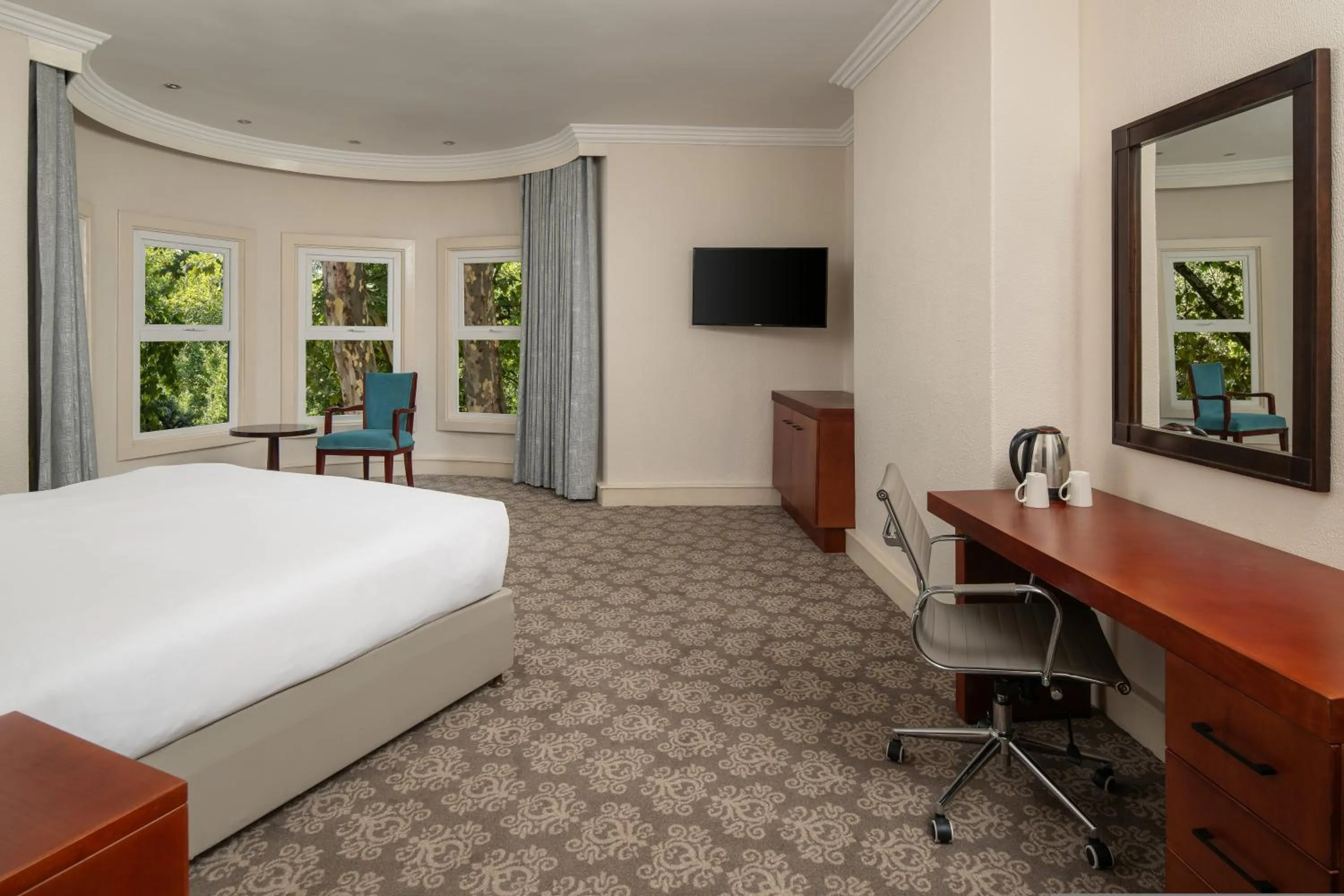 Photo of the whole room, Bed in Holiday Inn - Johannesburg Sunnyside Park by IHG