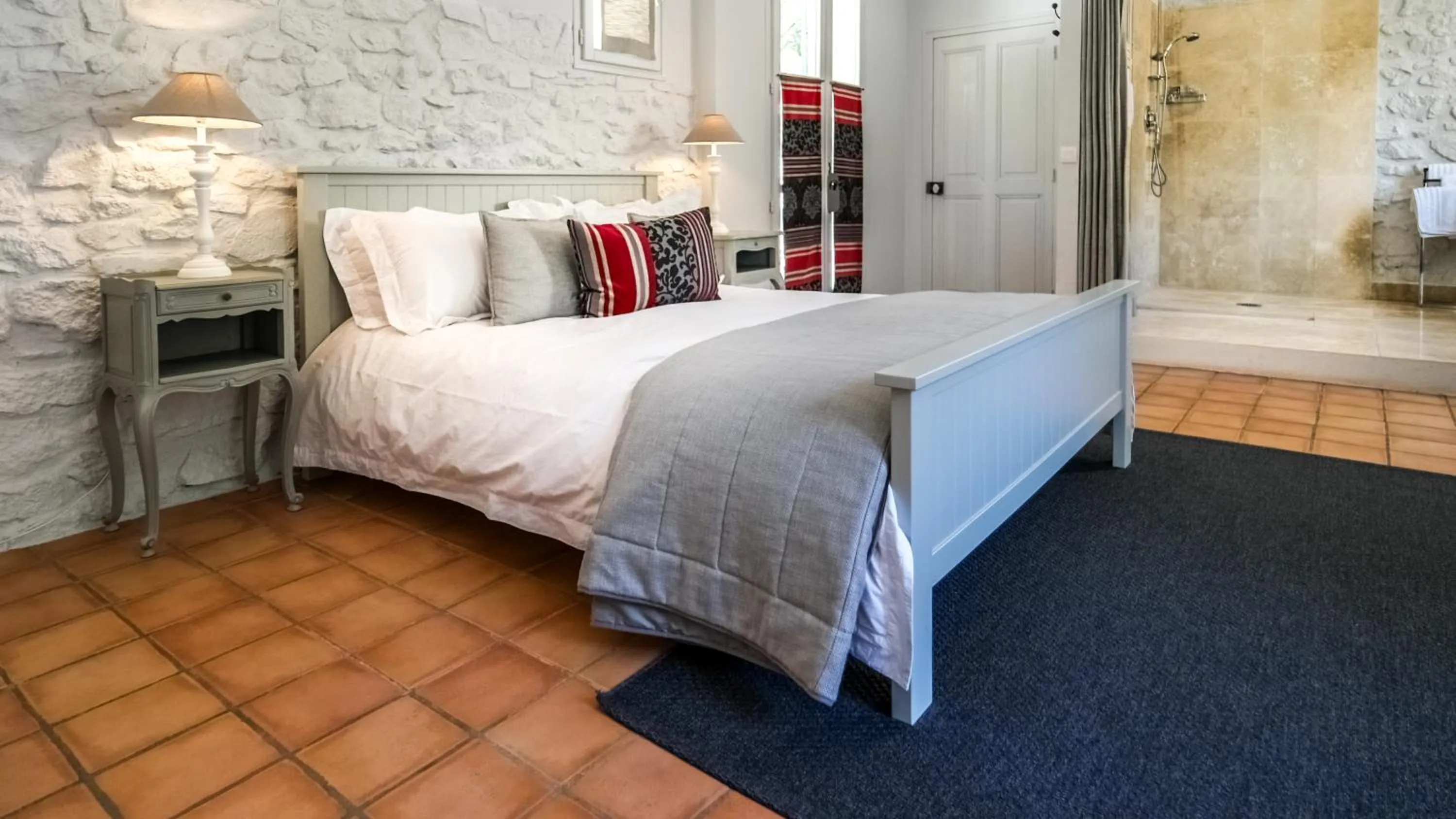 Photo of the whole room, Bed in La Ferme Des Belugues