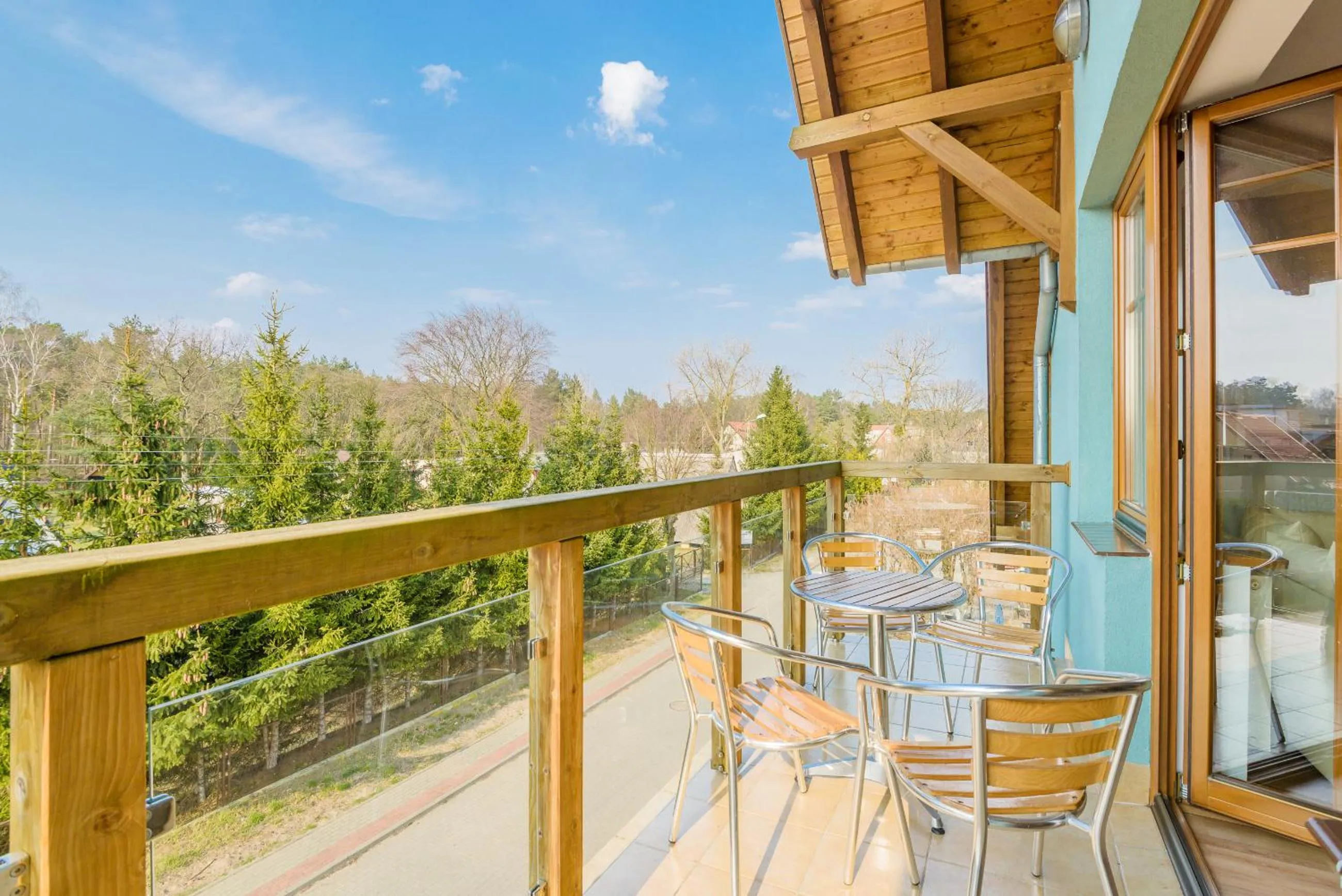 APARTAMENTY MIERZEJA - WILLA TURKUSOWA, Kąty Rybackie