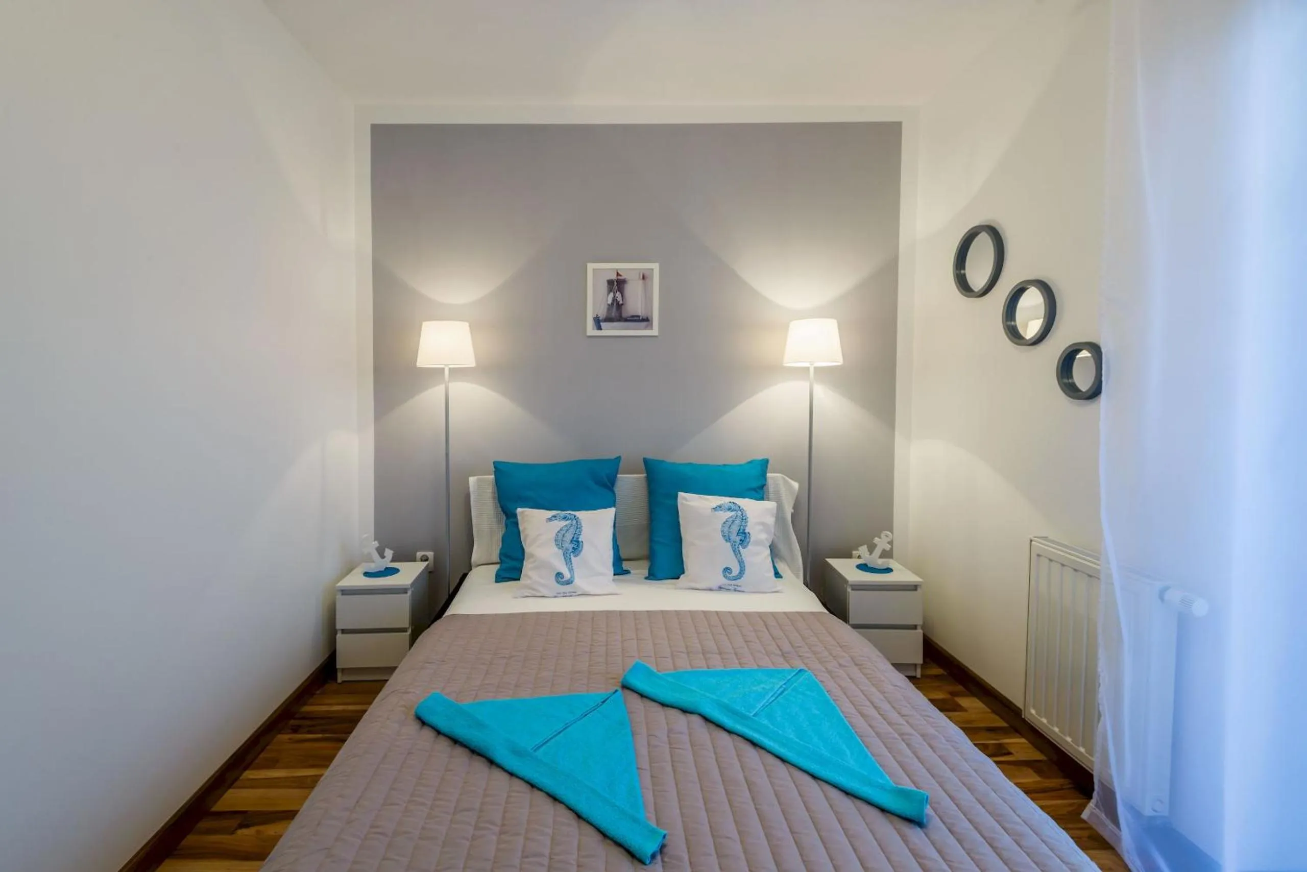 Bed in APARTAMENTY MIERZEJA - WILLA TURKUSOWA, Kąty Rybackie