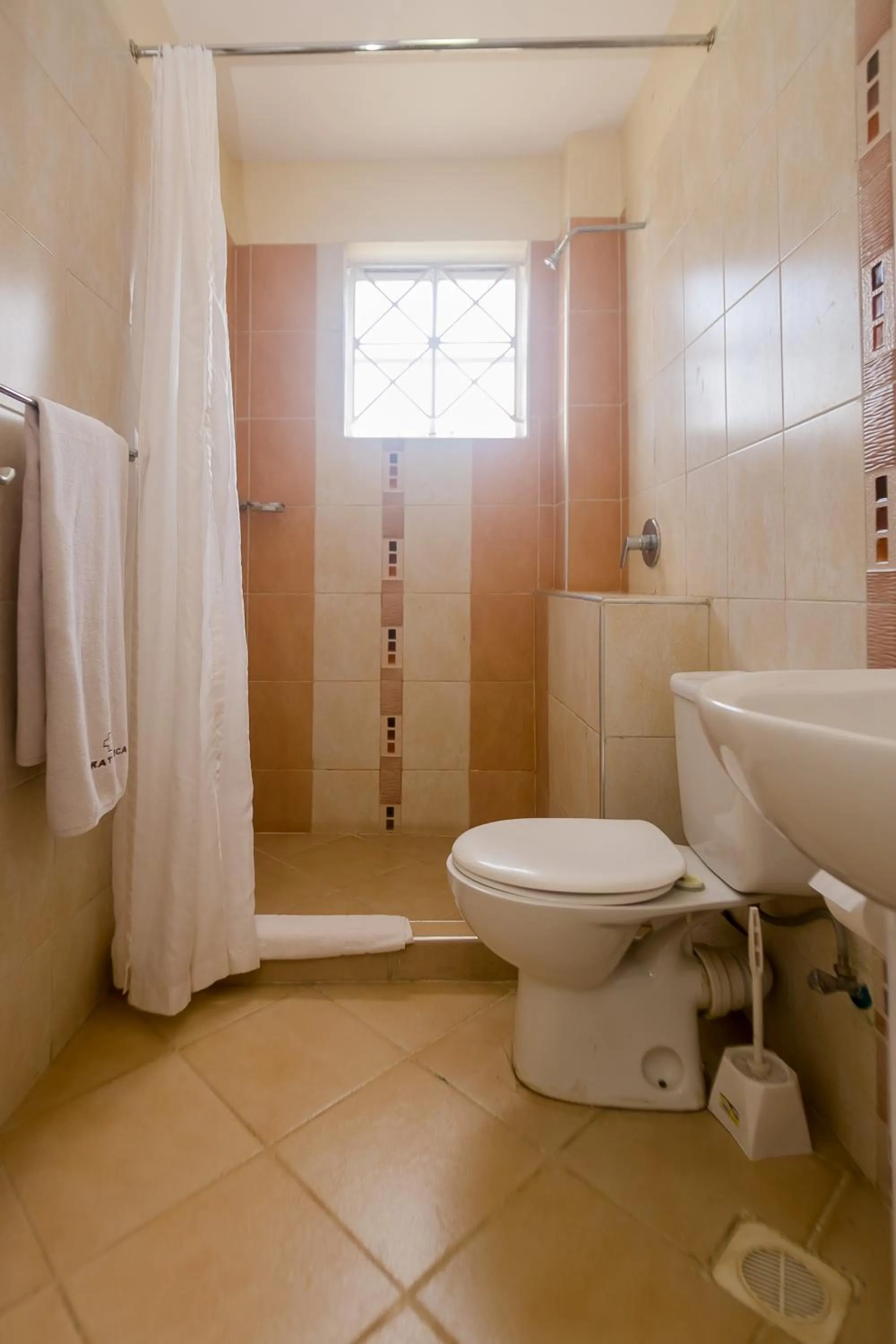 Shower in Corat Africa Hotel