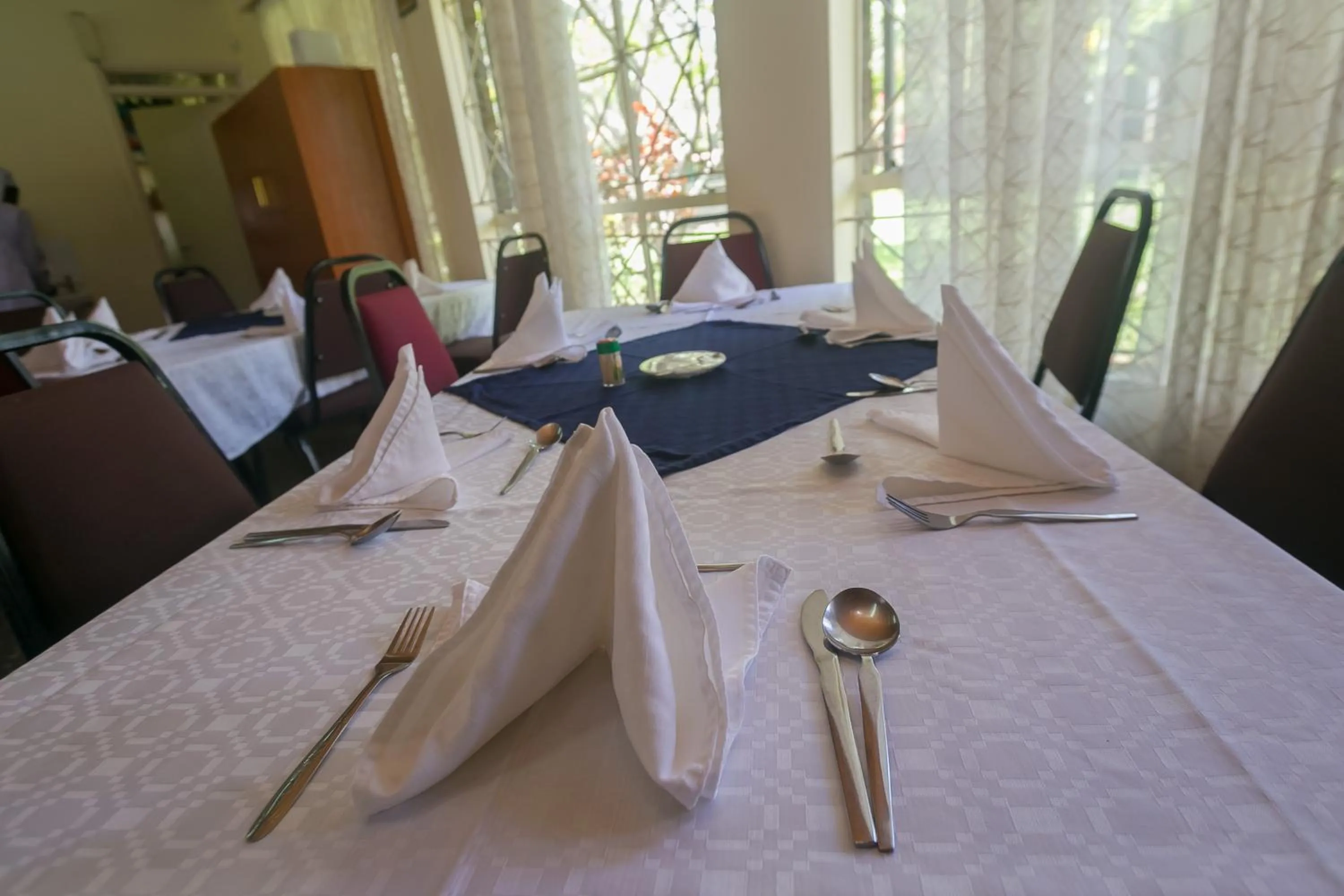 Restaurant/places to eat in Corat Africa Hotel