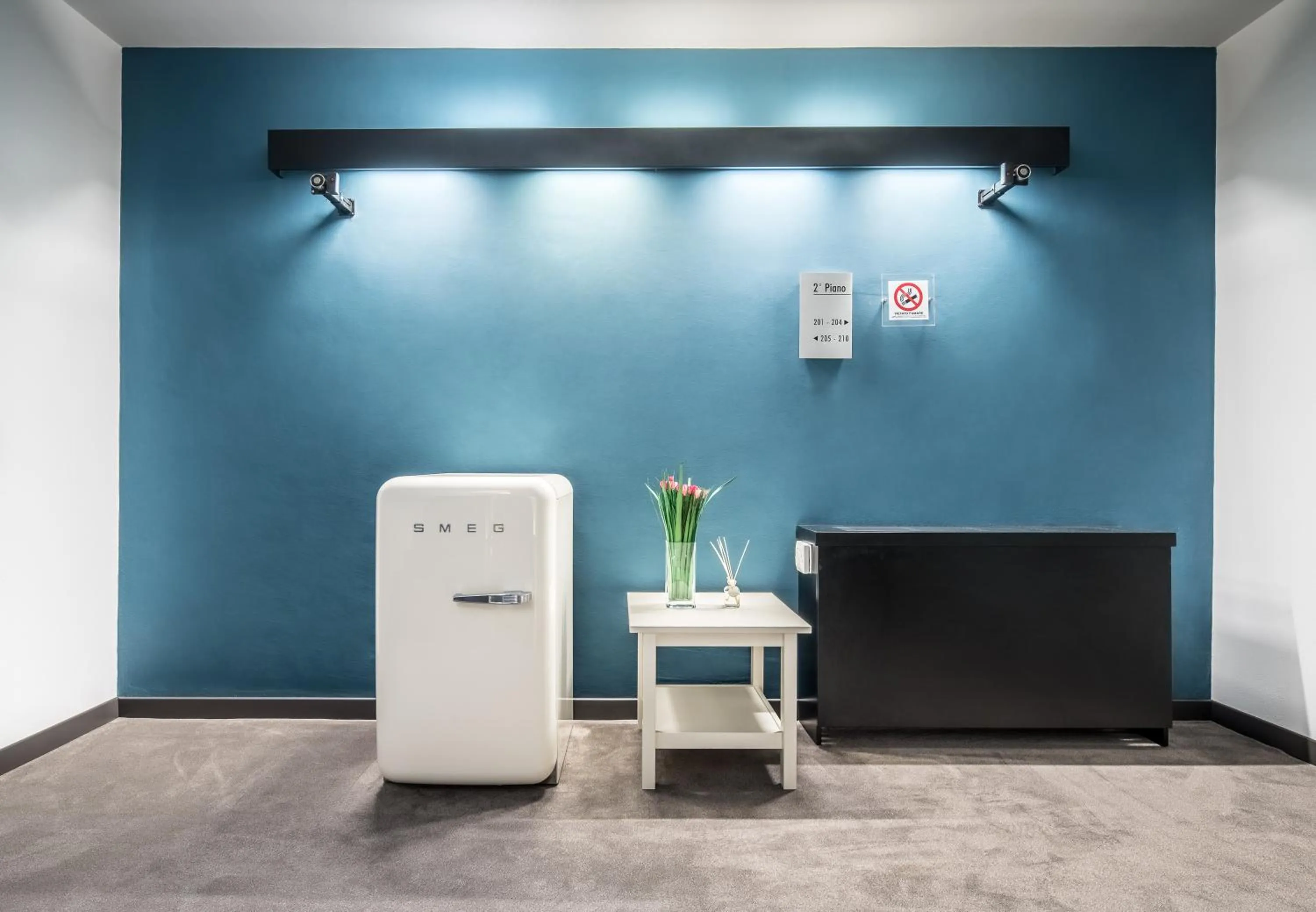 hair dresser in Smart Hotel