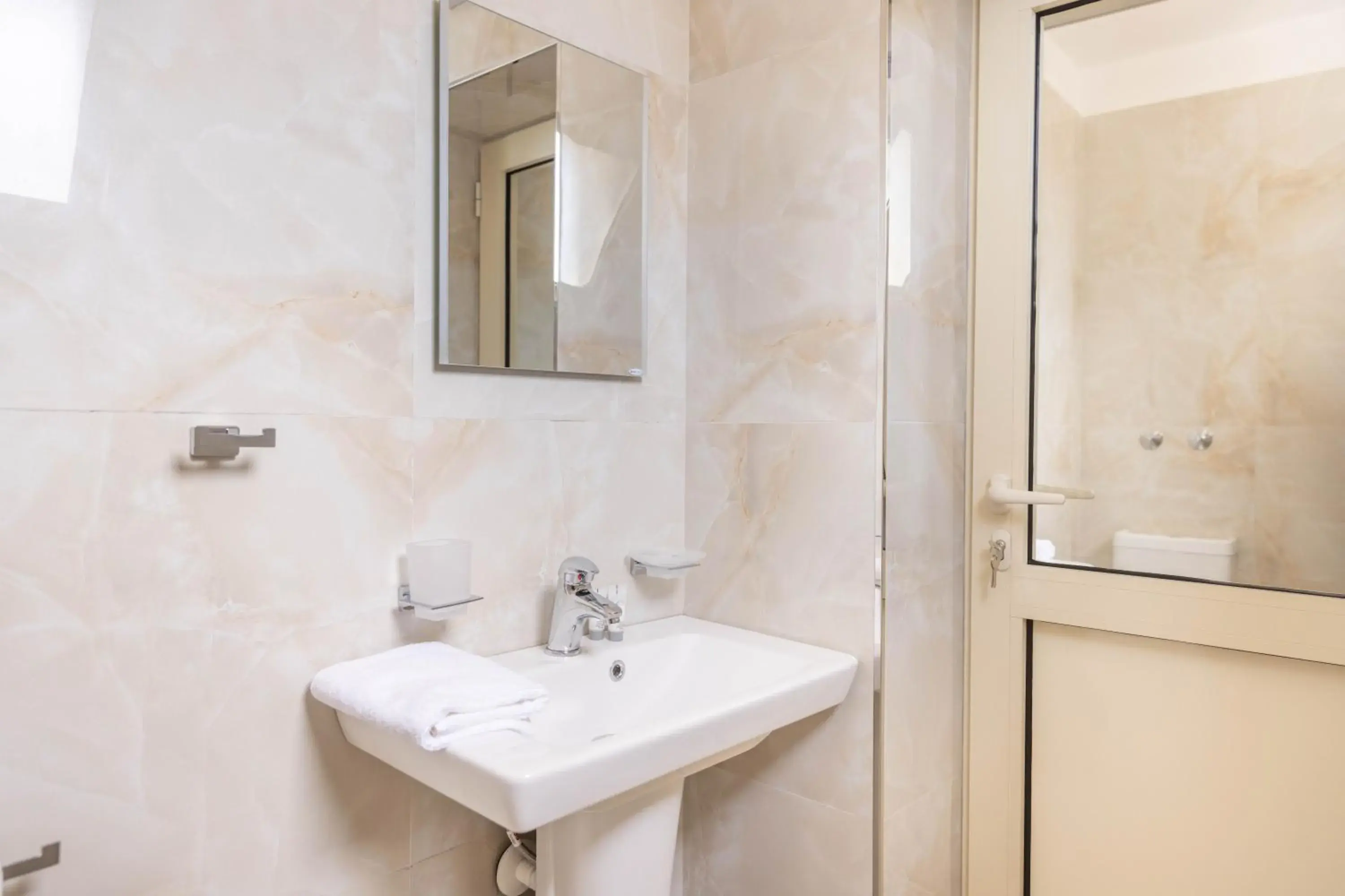 Double or Twin Room in Hotel Vila MAX Double or Twin Room in Hotel Vila MAX