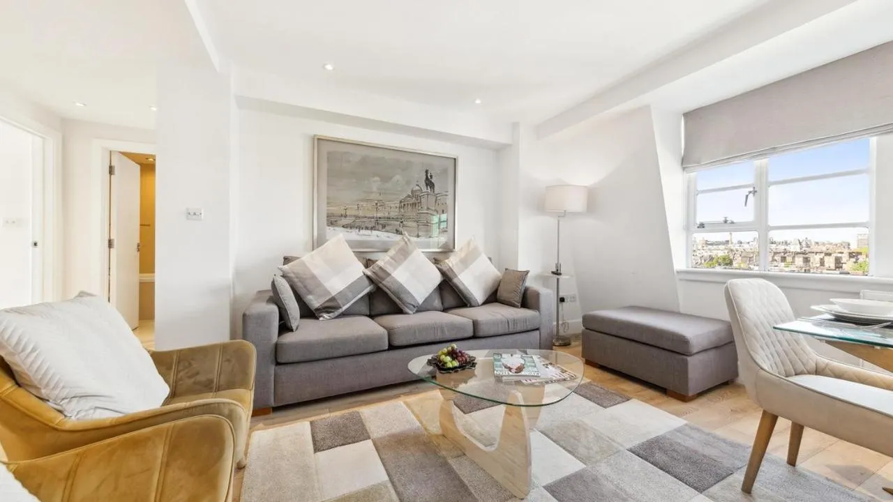 Nell Gwynn Chelsea Accommodation