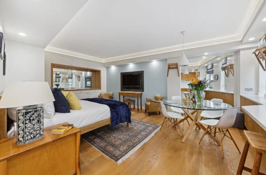 Nell Gwynn Chelsea Accommodation