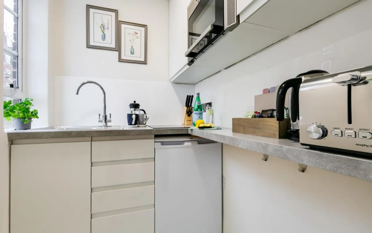 Nell Gwynn Chelsea Accommodation