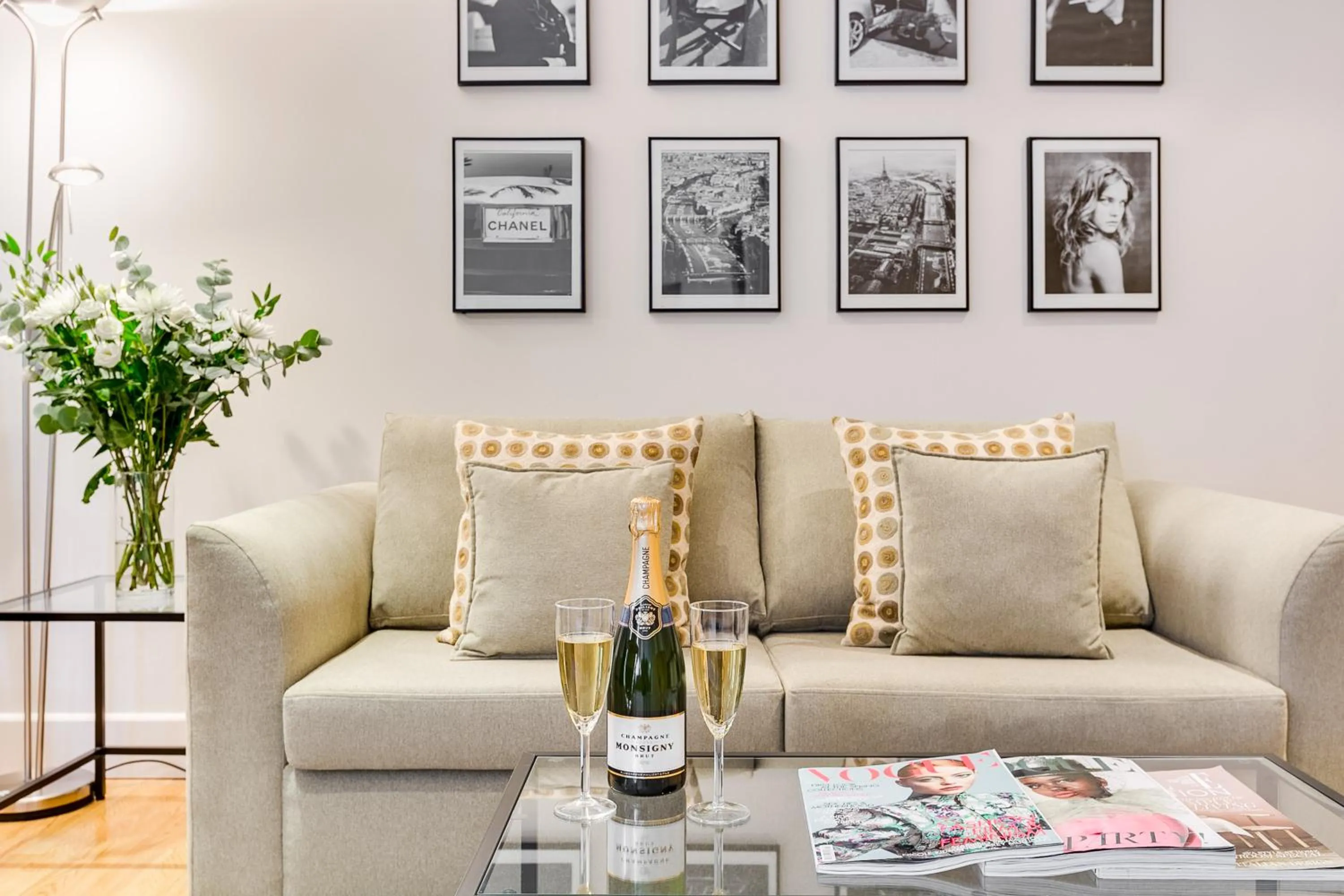 Living room in Nell Gwynn Chelsea Accommodation