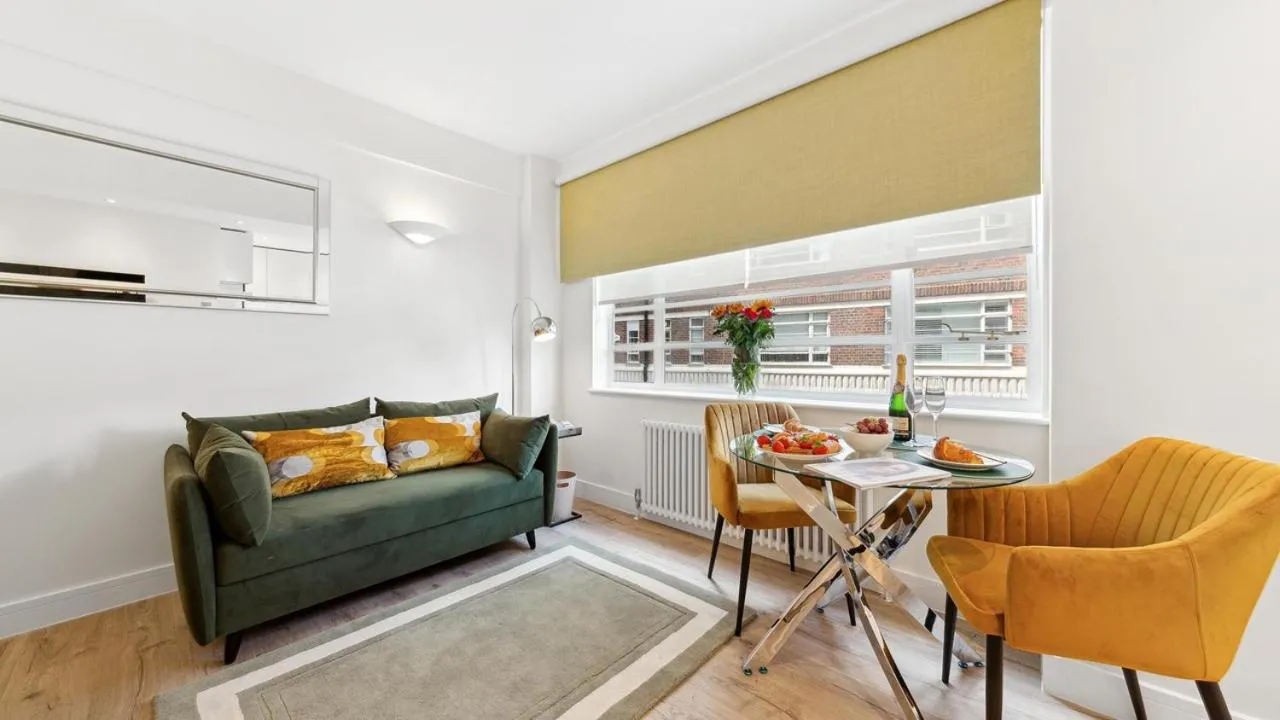 Nell Gwynn Chelsea Accommodation