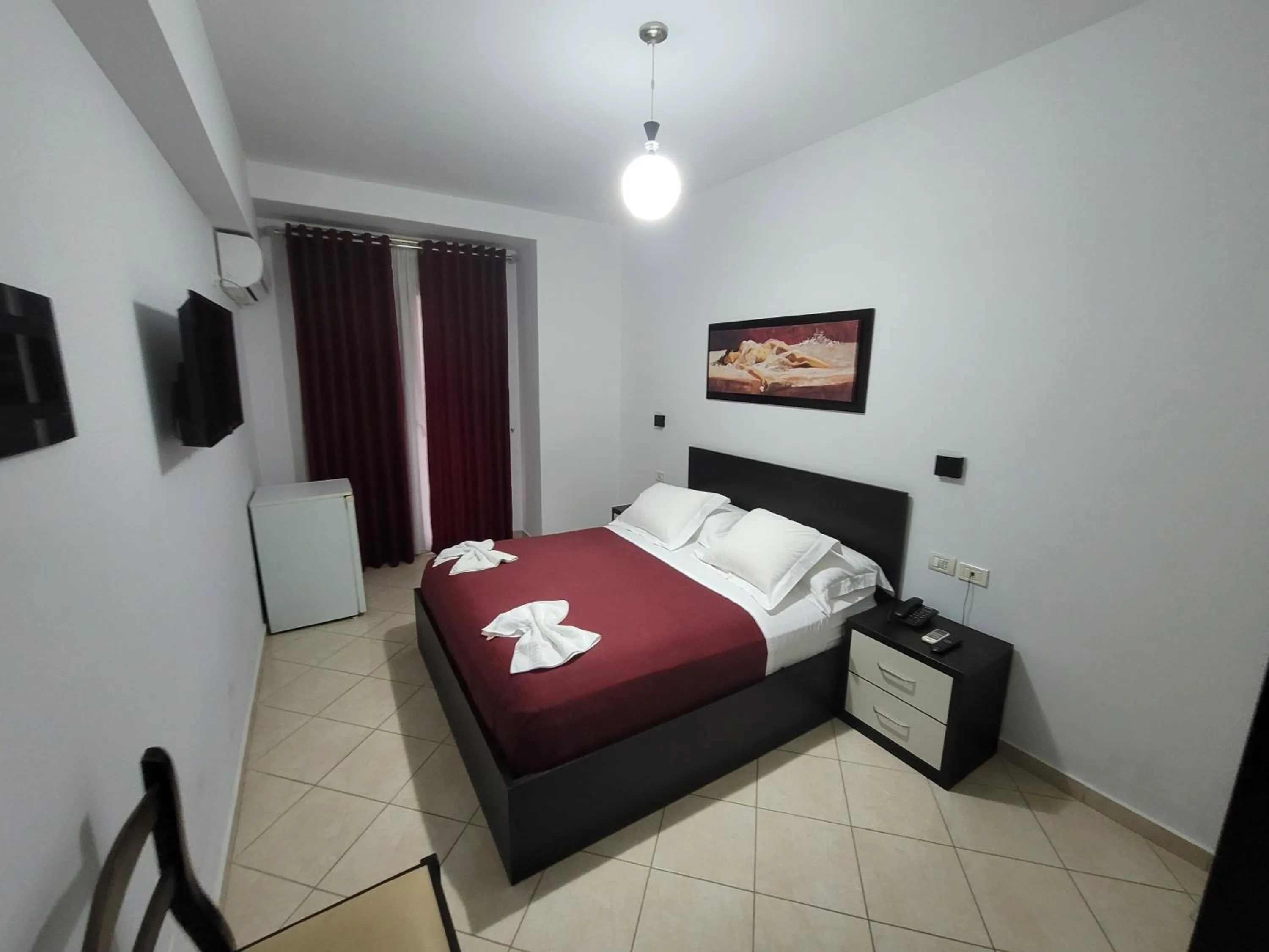 Bedroom, Bed in Haris Hotel