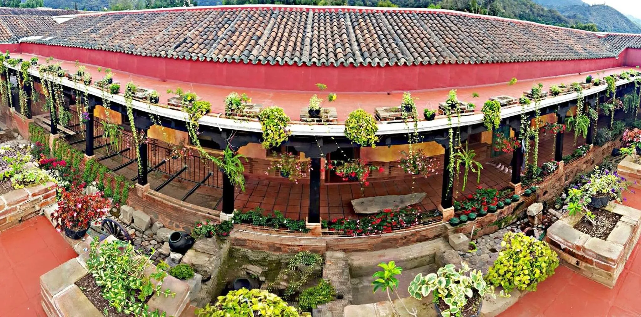 Garden view in Hotel Eterna Primavera Antigua