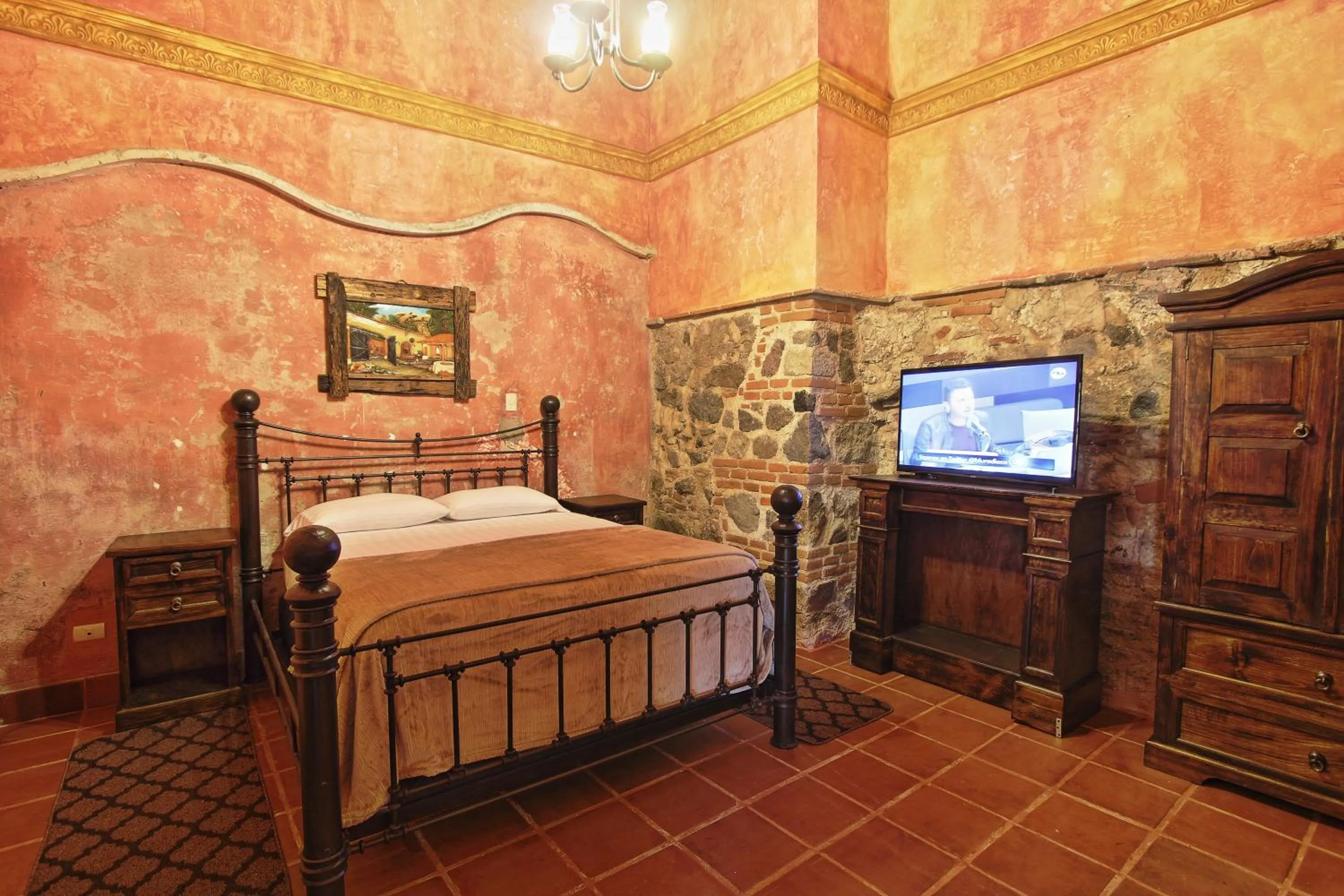 Photo of the whole room, Bed in Hotel Eterna Primavera Antigua