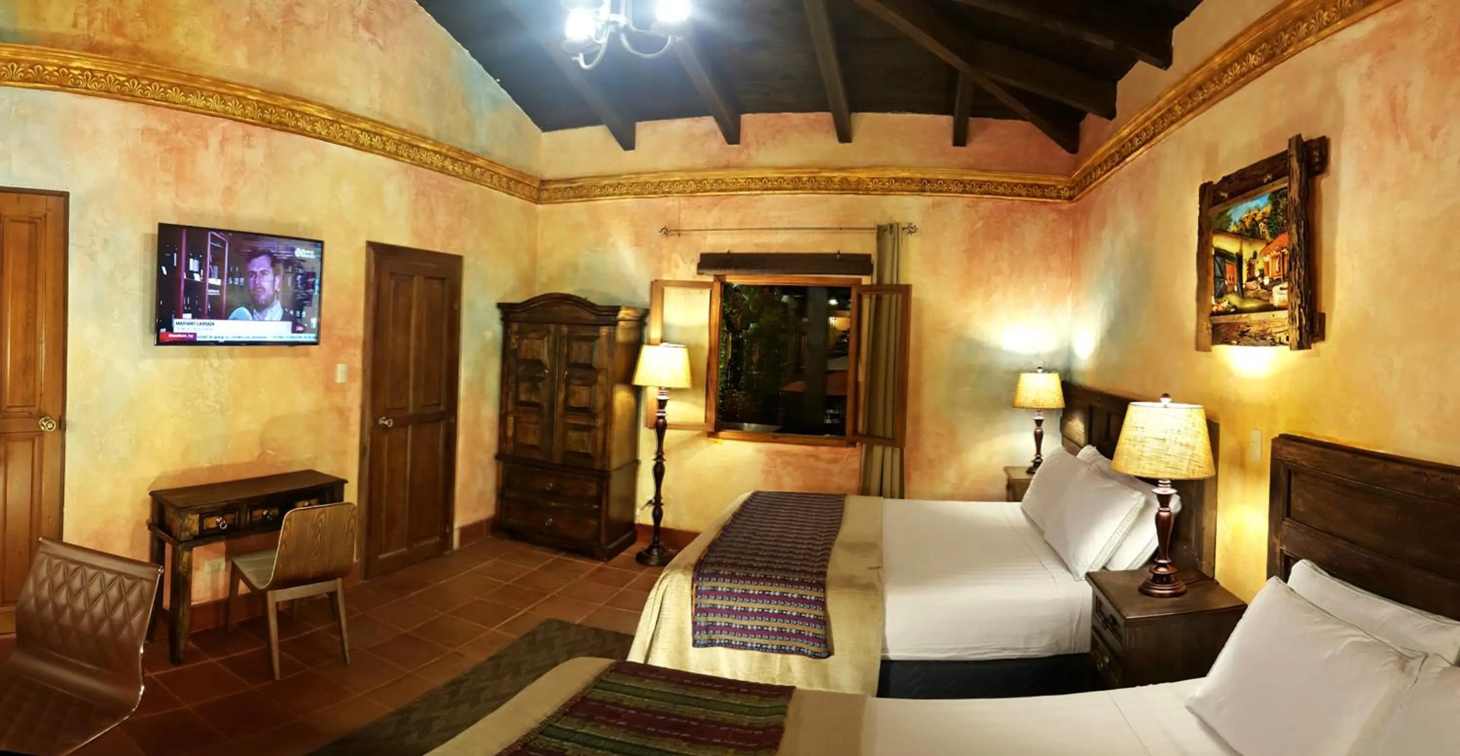 Photo of the whole room, Bed in Hotel Eterna Primavera Antigua