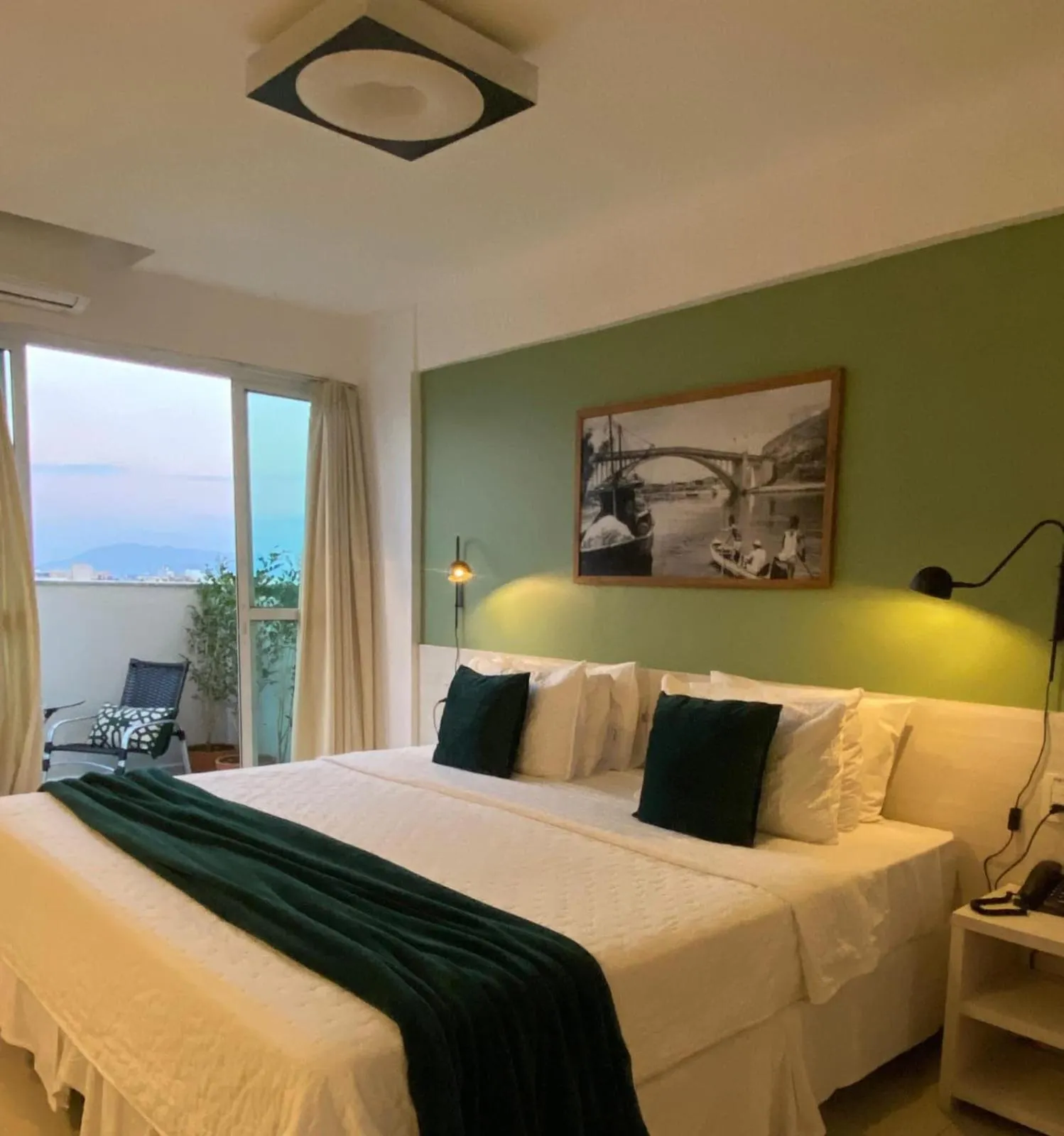 Bedroom, Bed in Green Hotéis