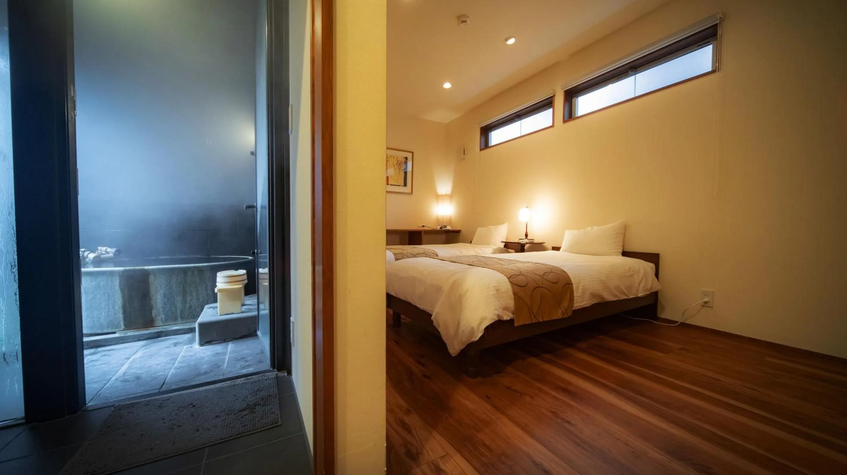 Photo of the whole room, Bed in Kunisakisou