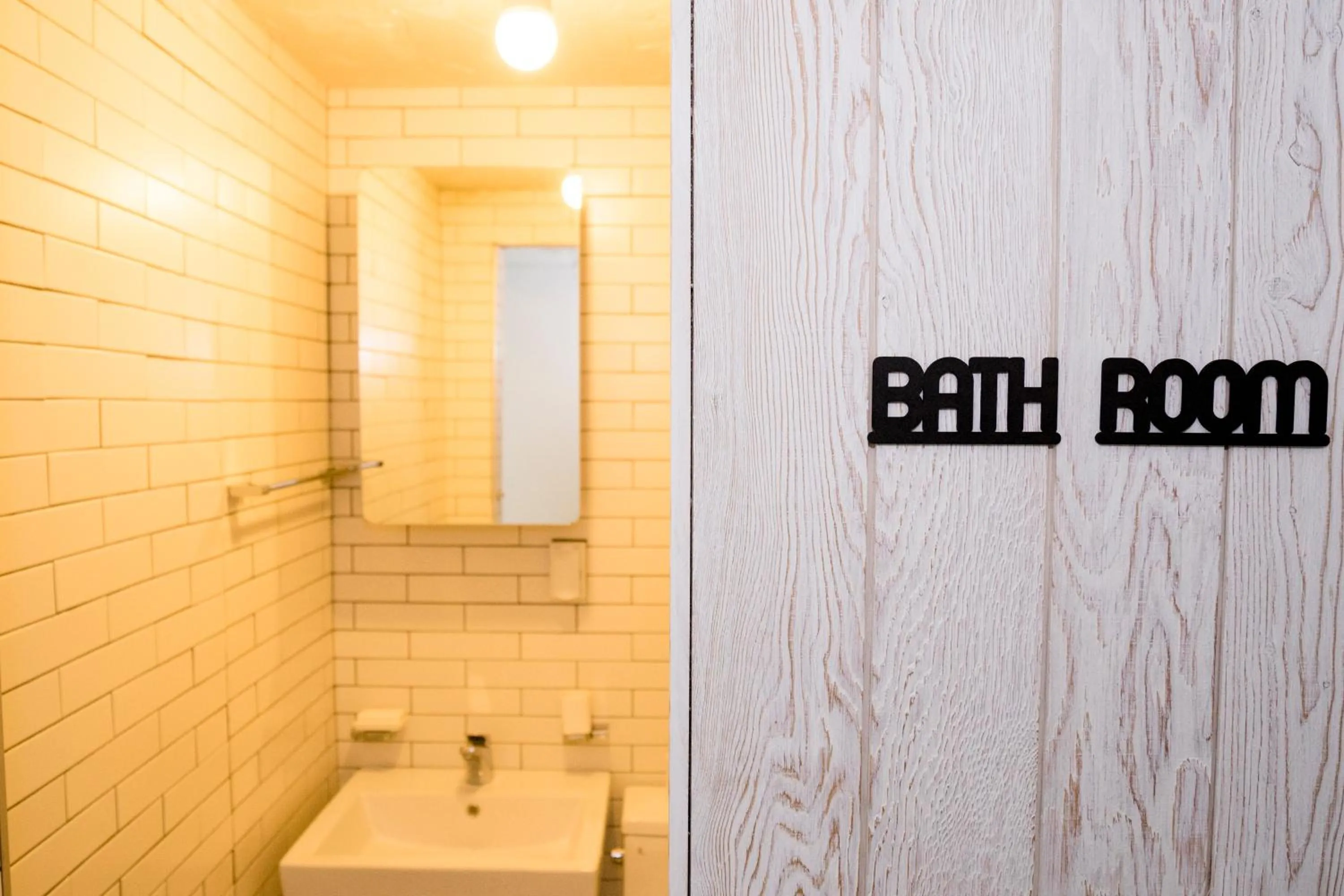 Bathroom in That House Hongdae