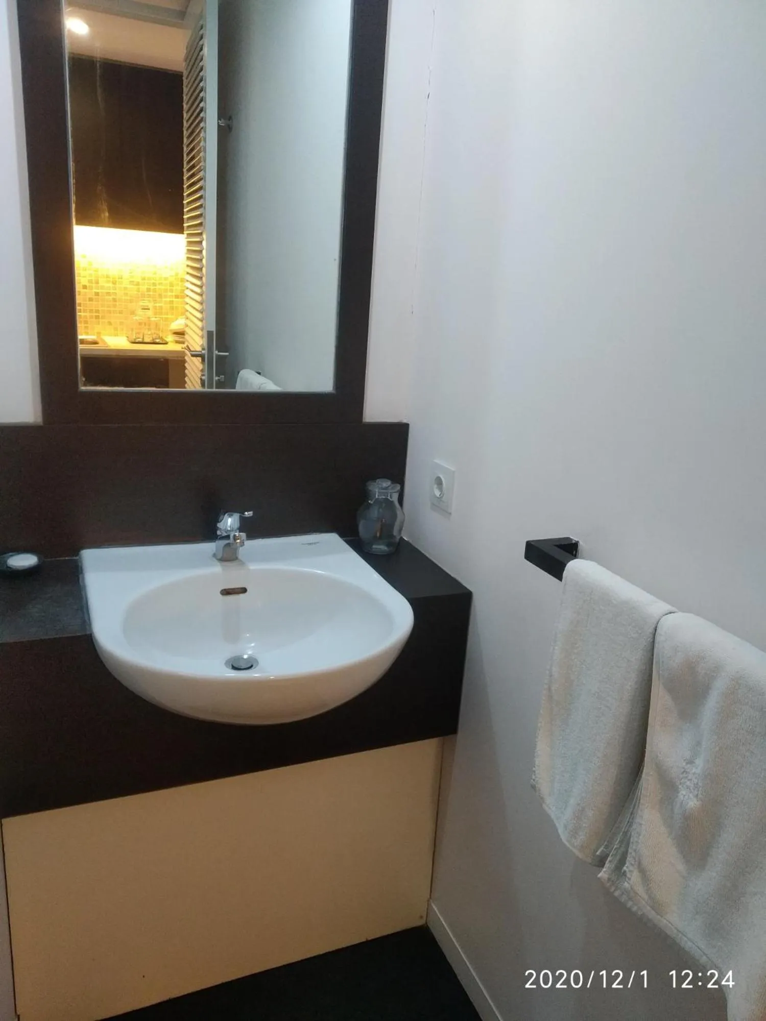 Bathroom in Allia Residence