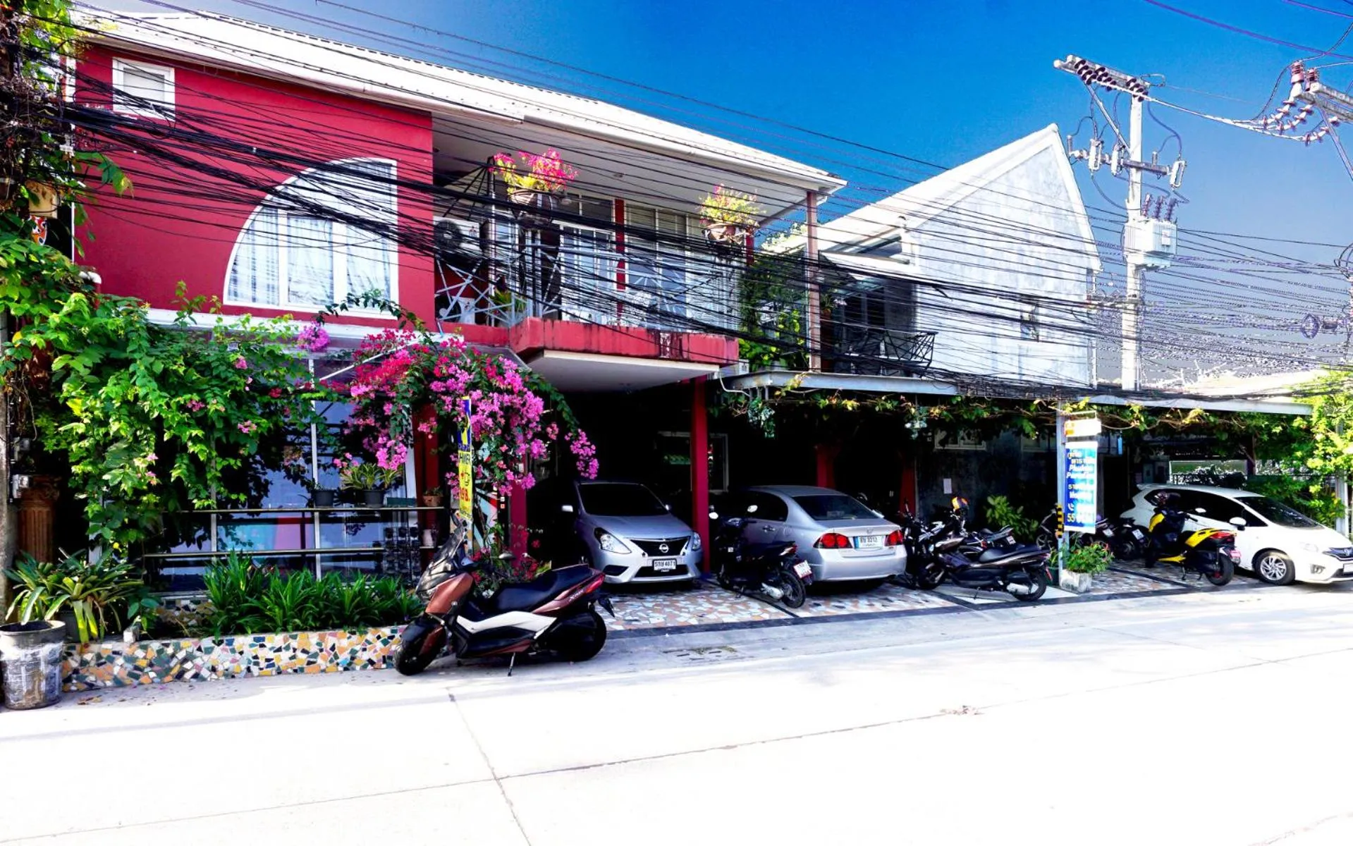 Property building in Phuket Paradiso