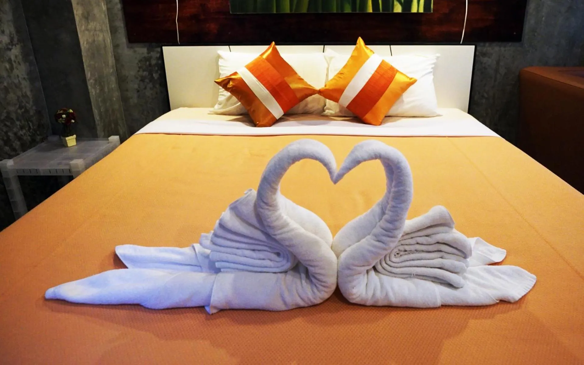 Bed in Phuket Paradiso