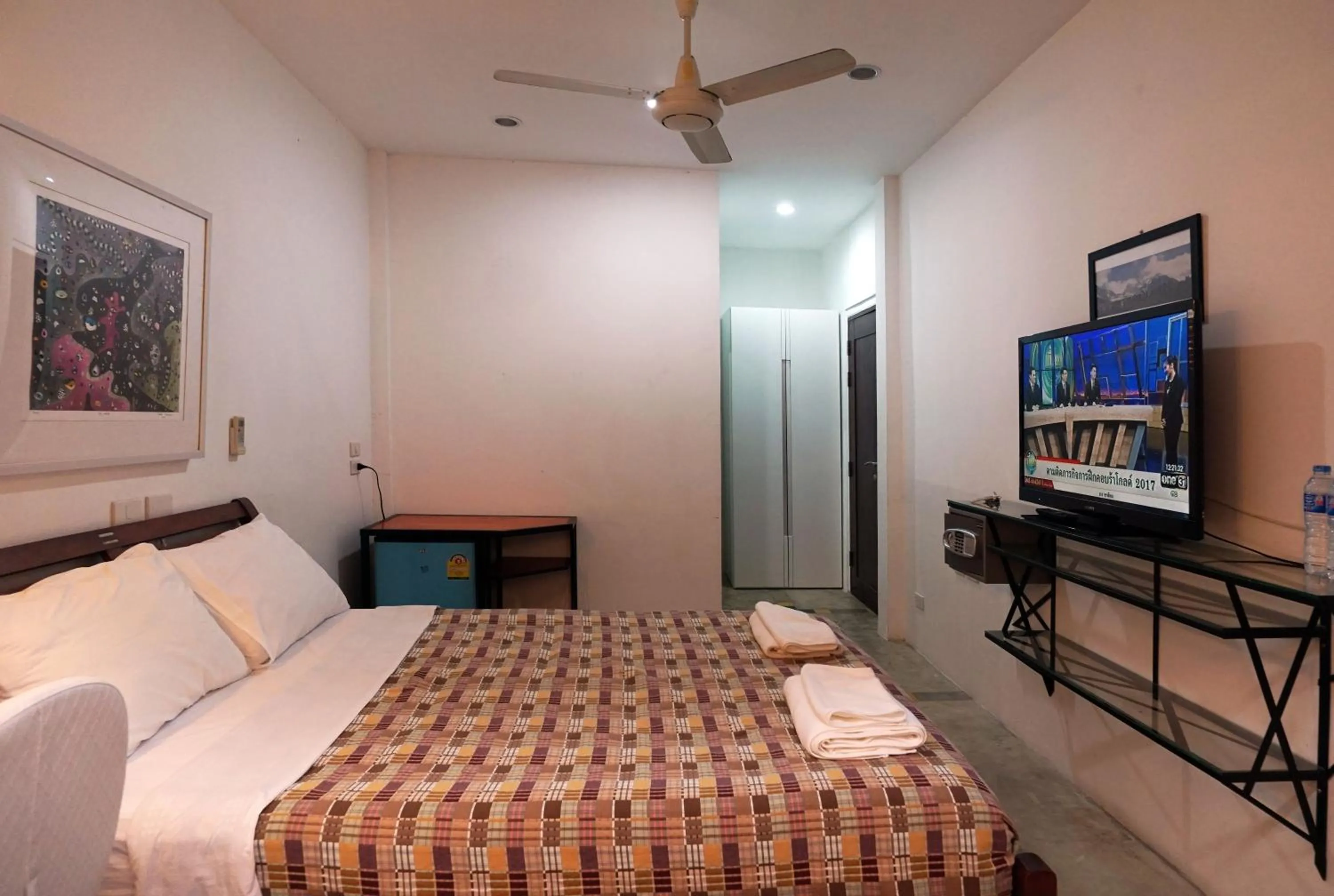 Bed in Phuket Paradiso