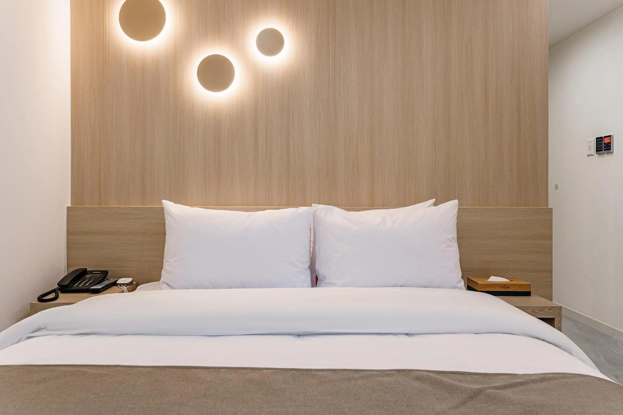 Bed in 25hours Hotel