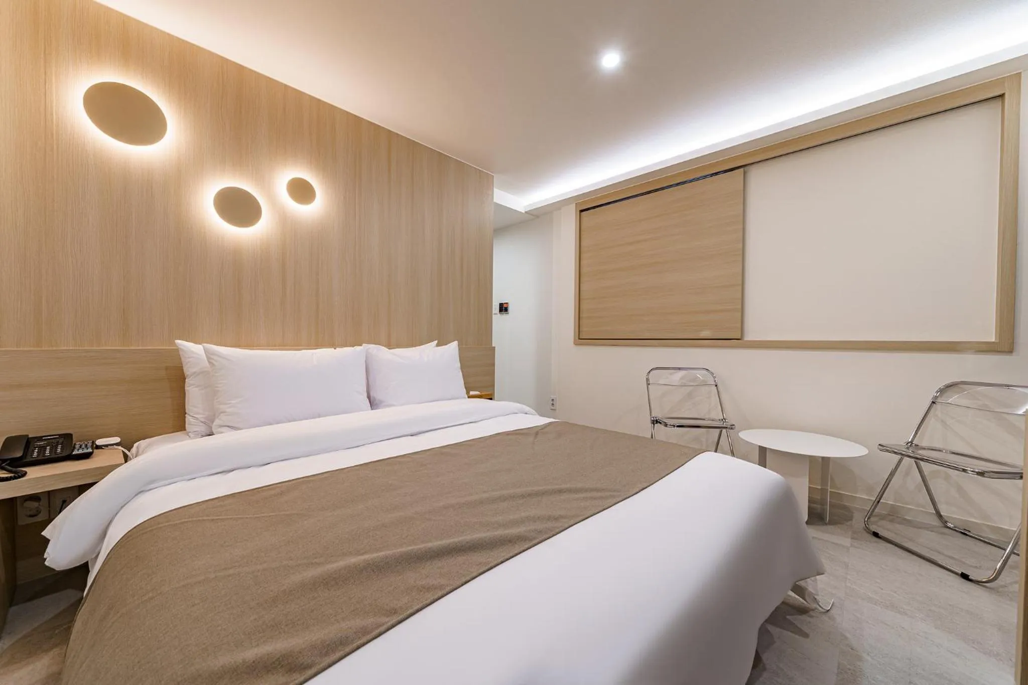 Bed in 25hours Hotel