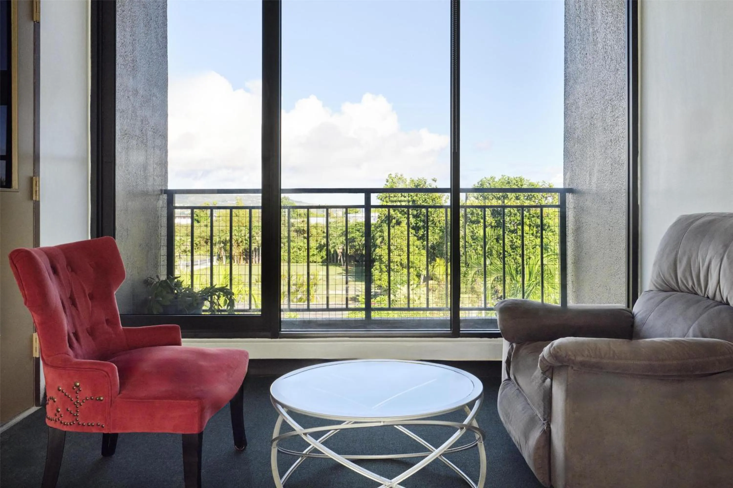 Lobby or reception in SureStay by Best Western Guam Airport