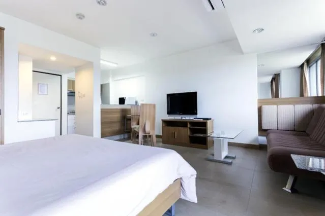 Photo of the whole room, Bed in Galare Thong Tower