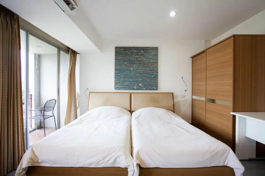 Bed in Galare Thong Tower