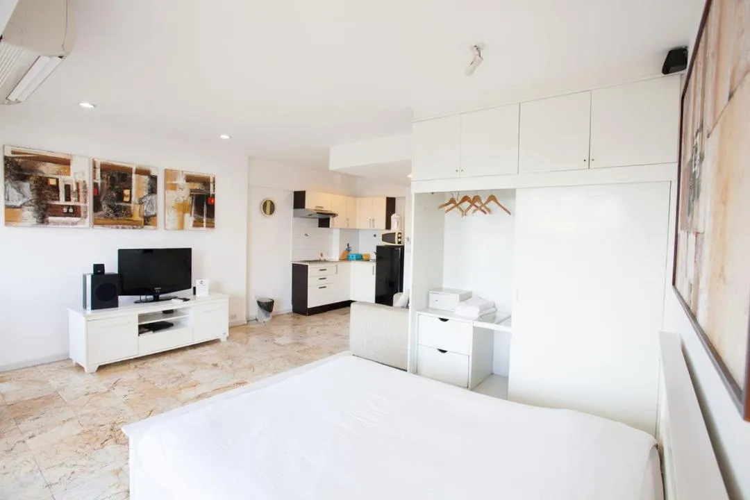 Bed in Galare Thong Tower