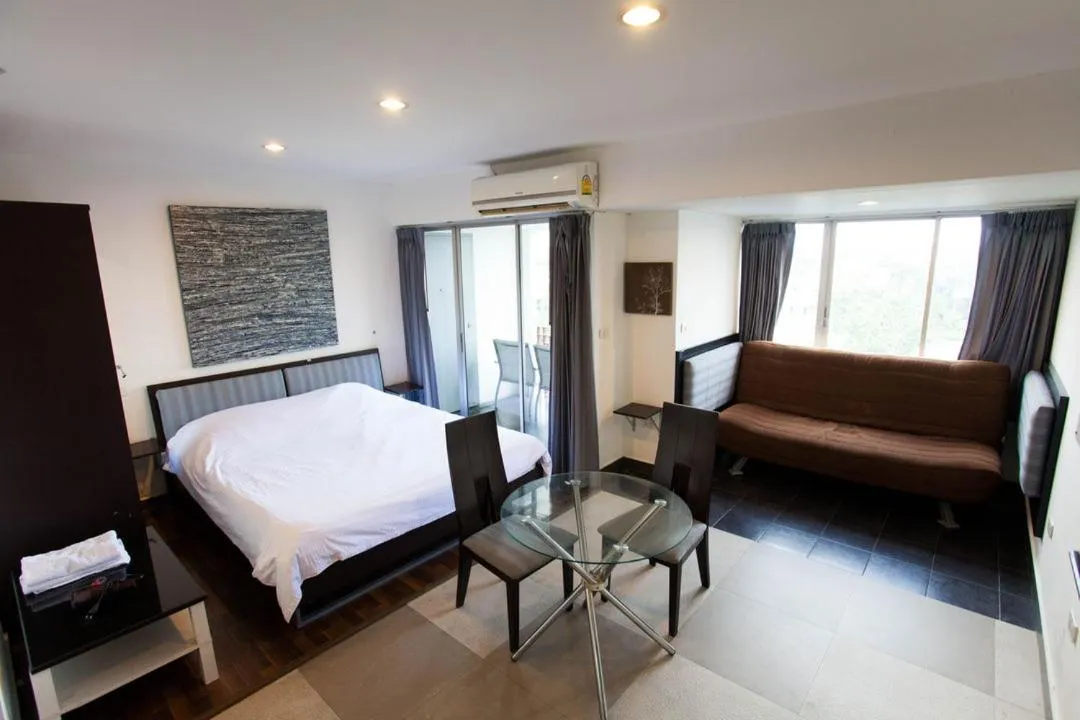 Bed in Galare Thong Tower