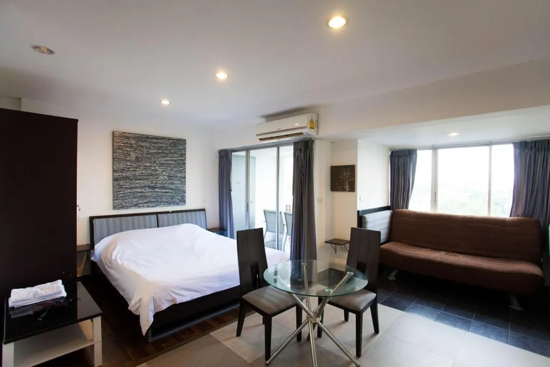 Bed in Galare Thong Tower