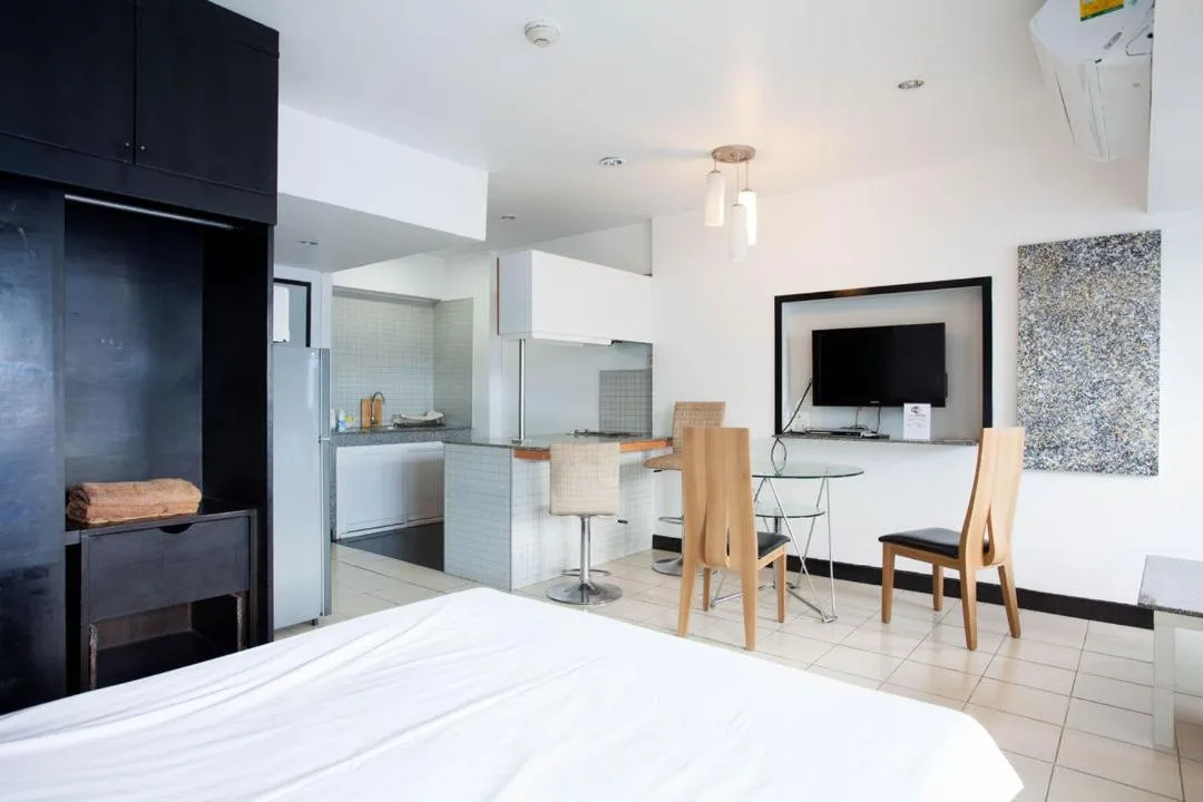 Bed in Galare Thong Tower