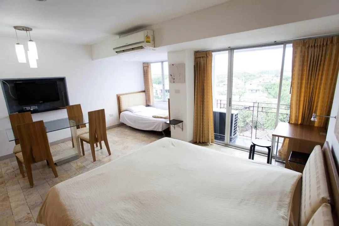 Bed in Galare Thong Tower