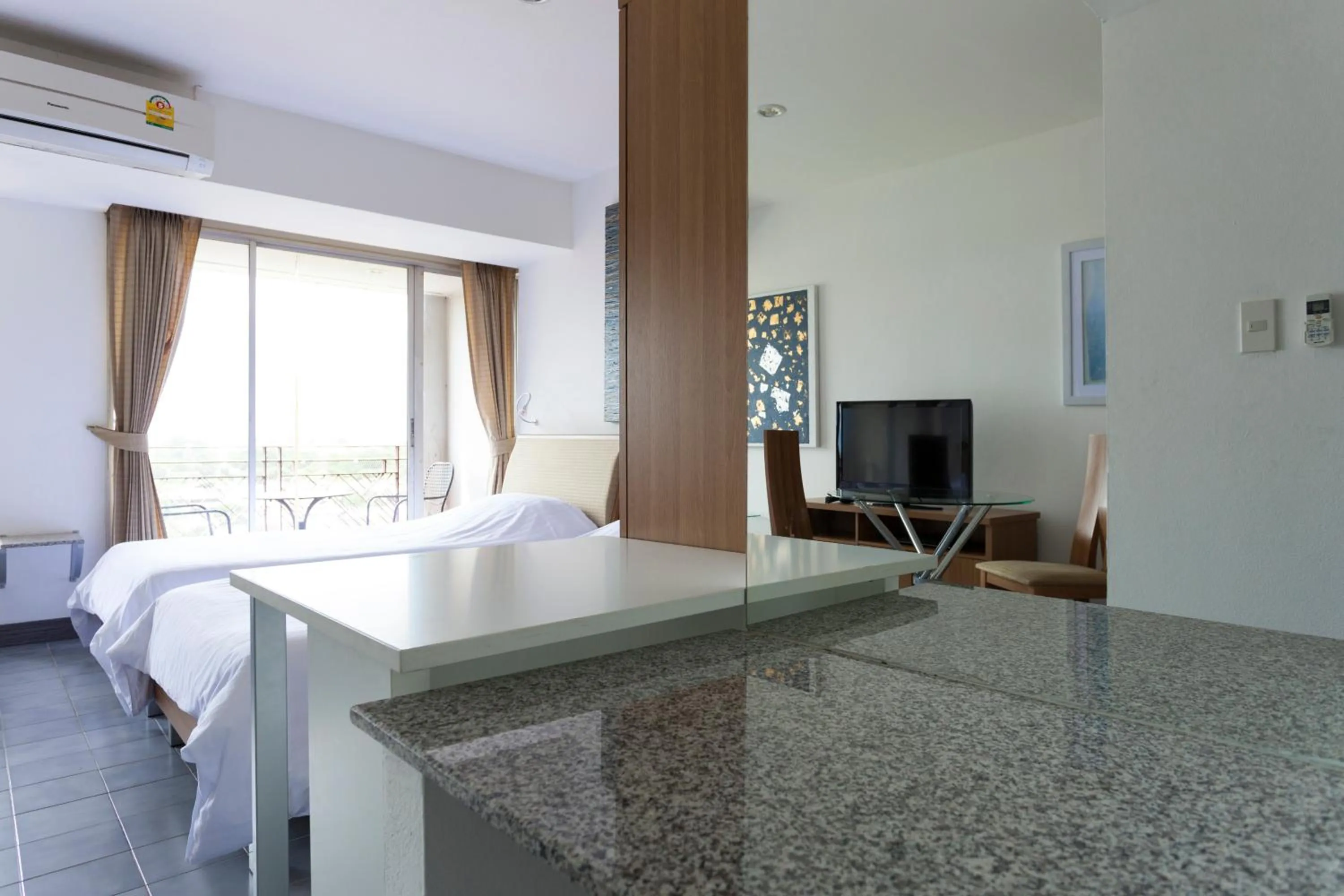 Photo of the whole room in Galare Thong Tower