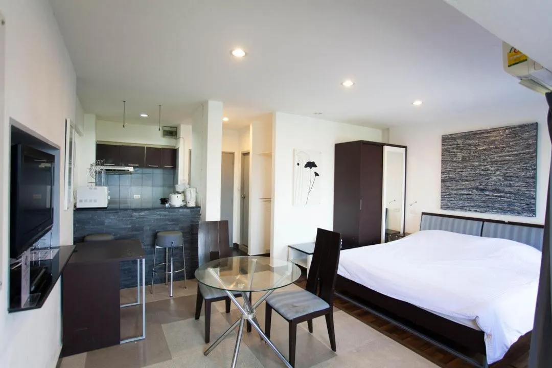 Bed in Galare Thong Tower